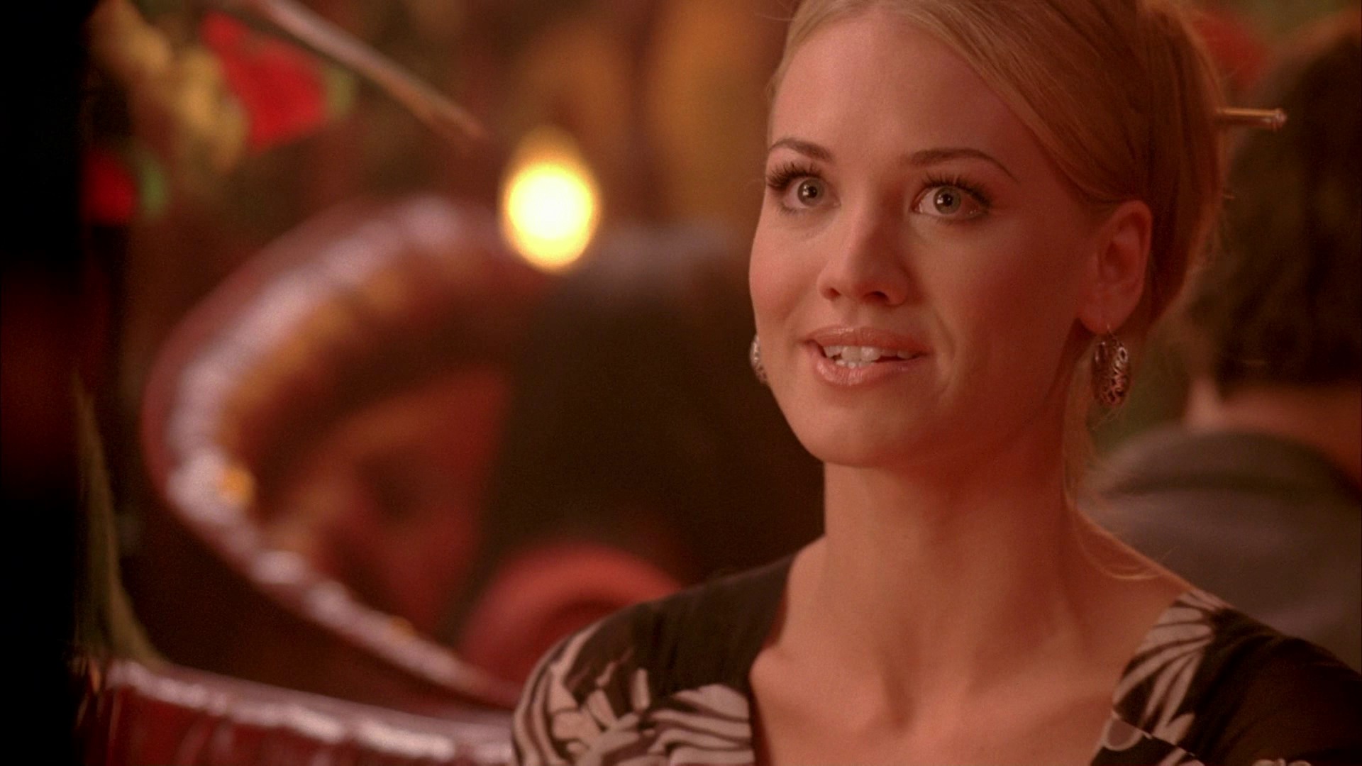 1x01_Pilot_0133.jpg