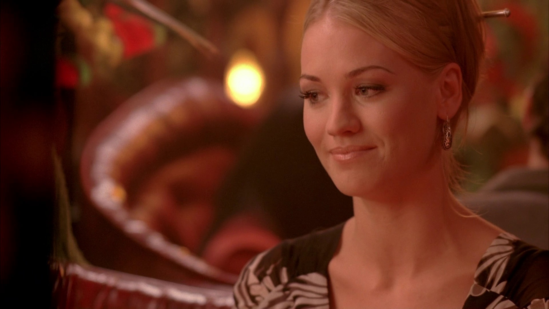 1x01_Pilot_0140.jpg