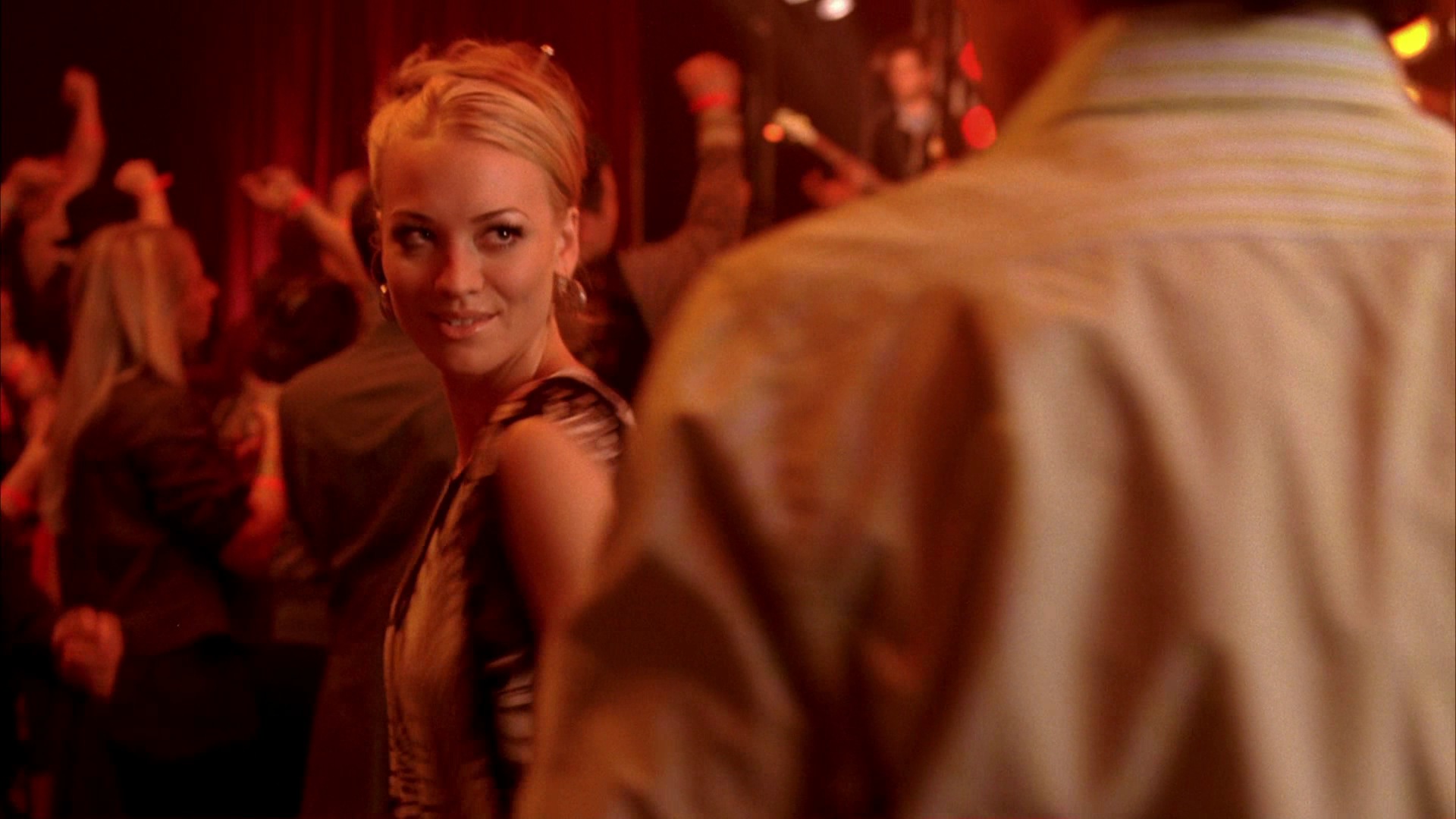 1x01_Pilot_0190.jpg