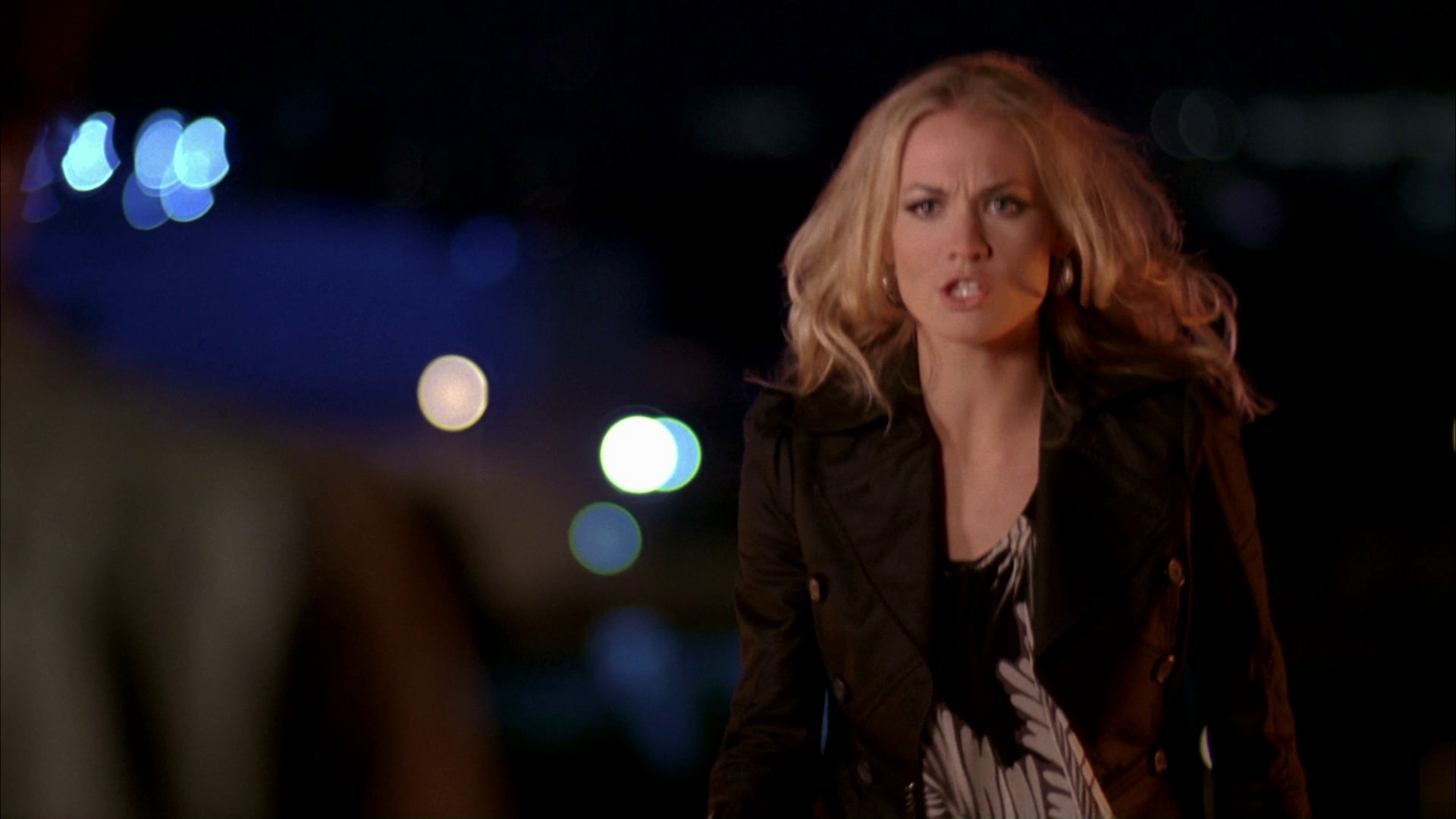 1x01_Pilot_0236.jpg