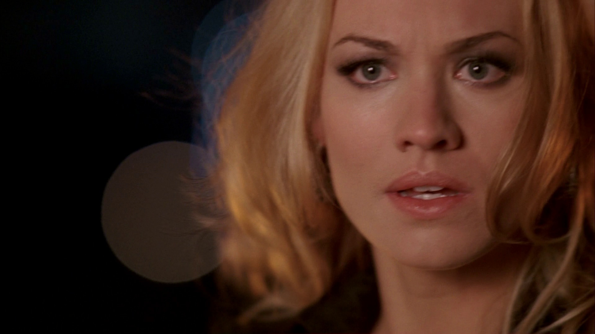 1x01_Pilot_0239.jpg