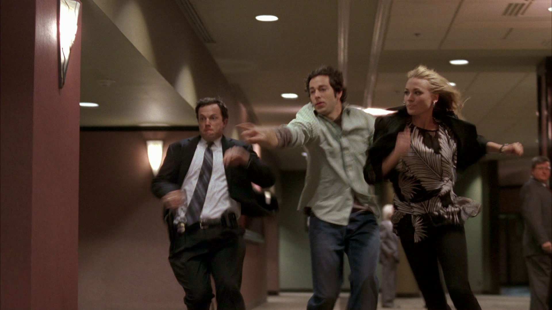 1x01_Pilot_0291.jpg