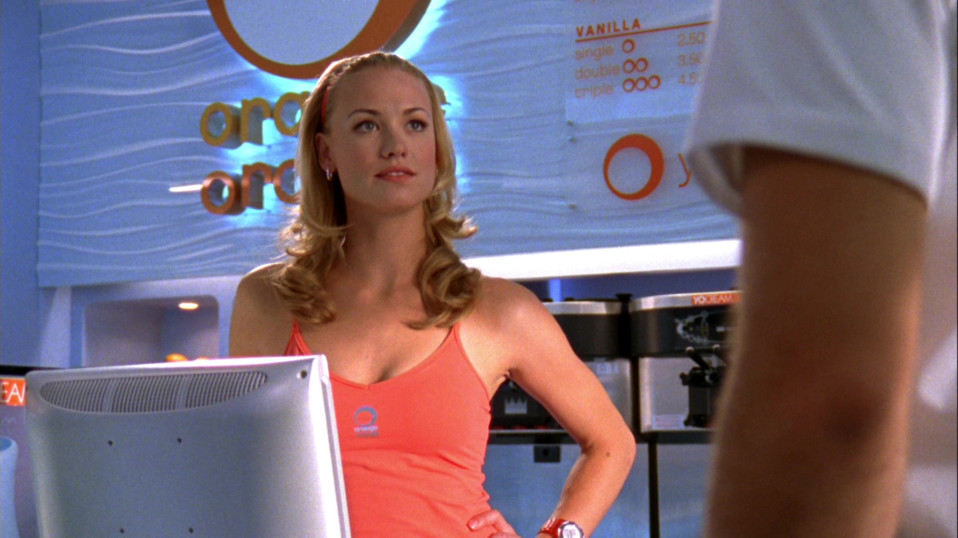 Chuck_2x01_ChuckVersustheFirstDate_0071.jpg