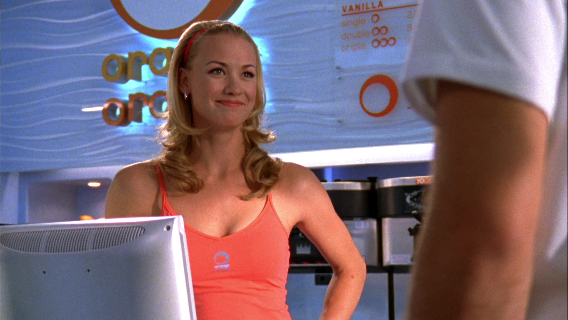 Chuck_2x01_ChuckVersustheFirstDate_0077.jpg
