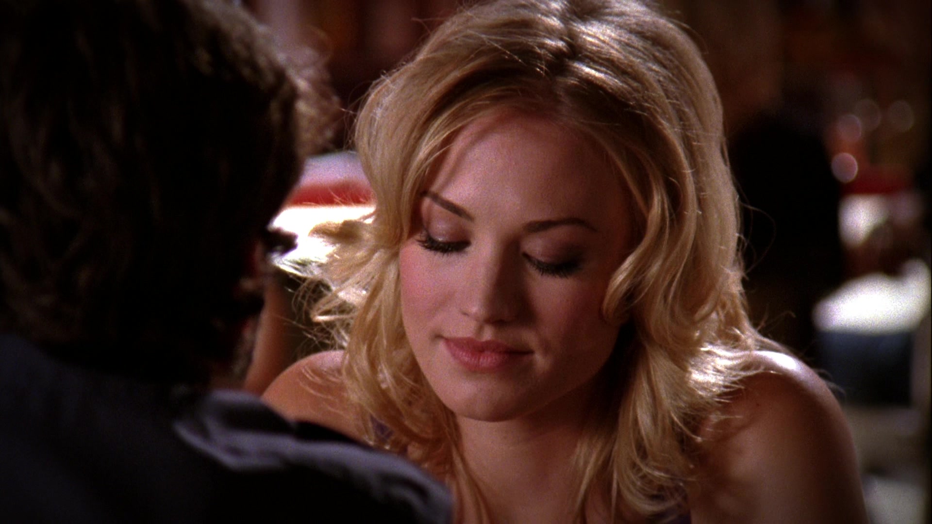 Chuck_2x01_ChuckVersustheFirstDate_0201.jpg
