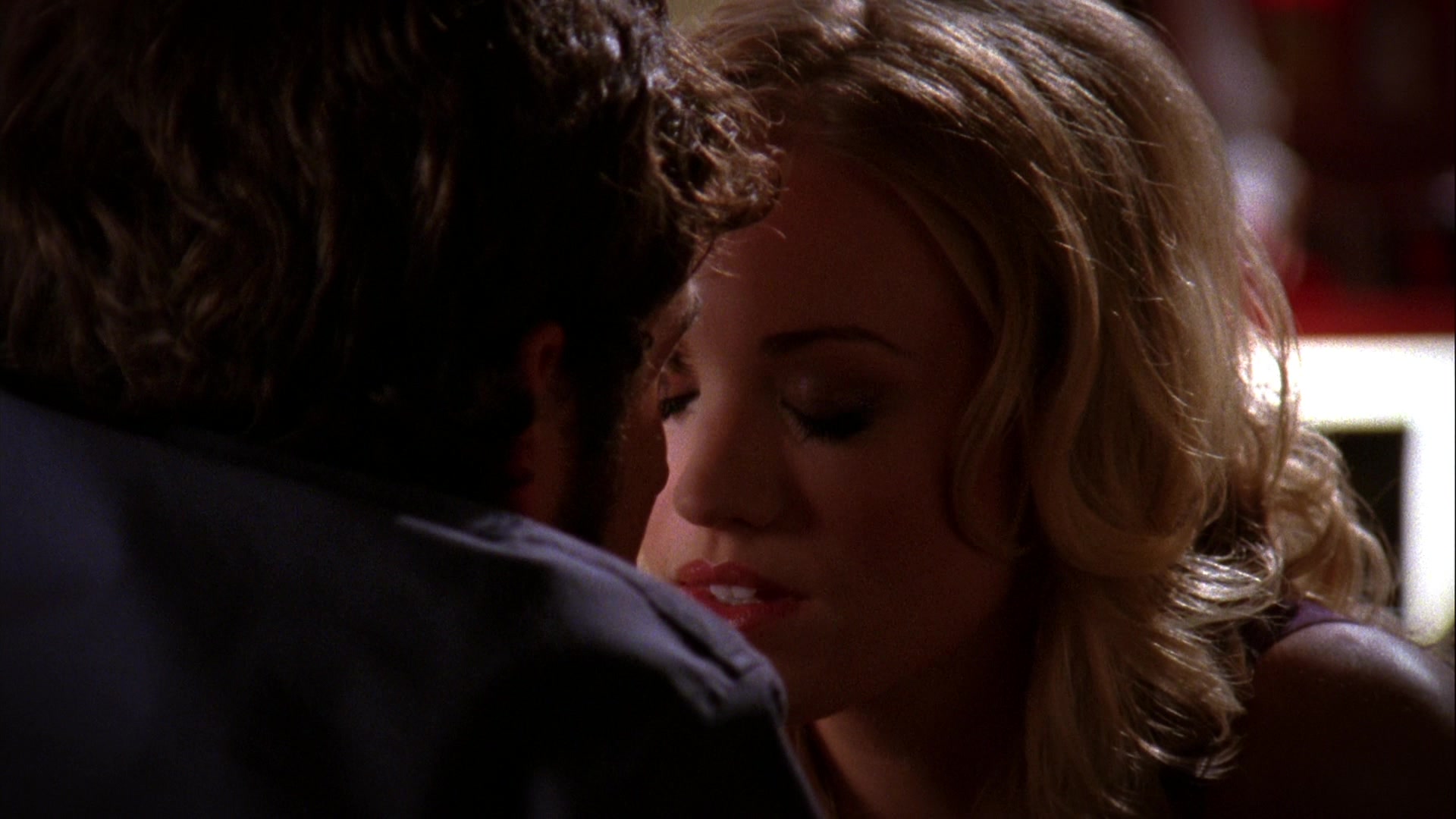 Chuck_2x01_ChuckVersustheFirstDate_0216.jpg
