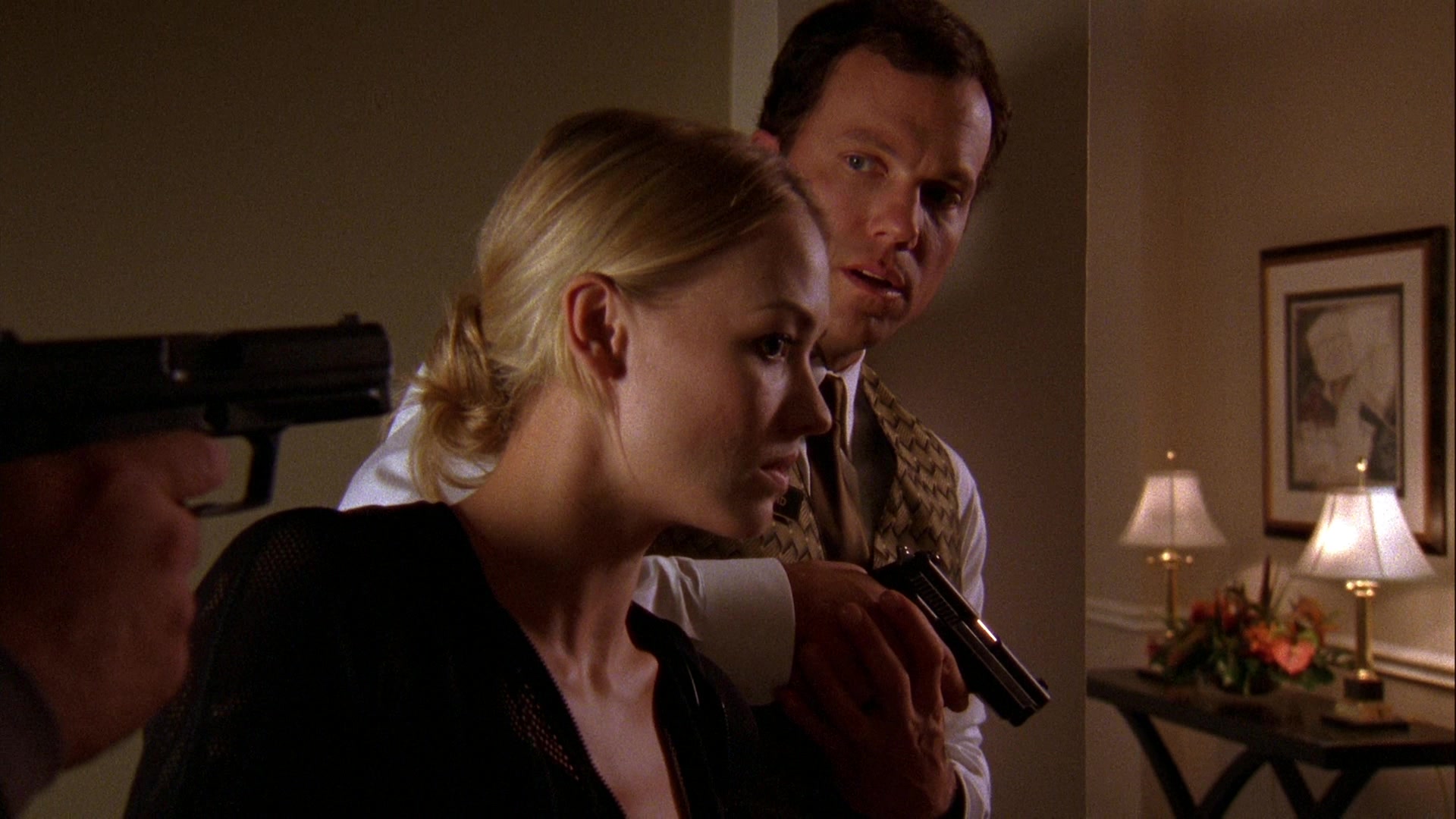Chuck_2x02_ChuckVersustheSeduction_0321.jpg