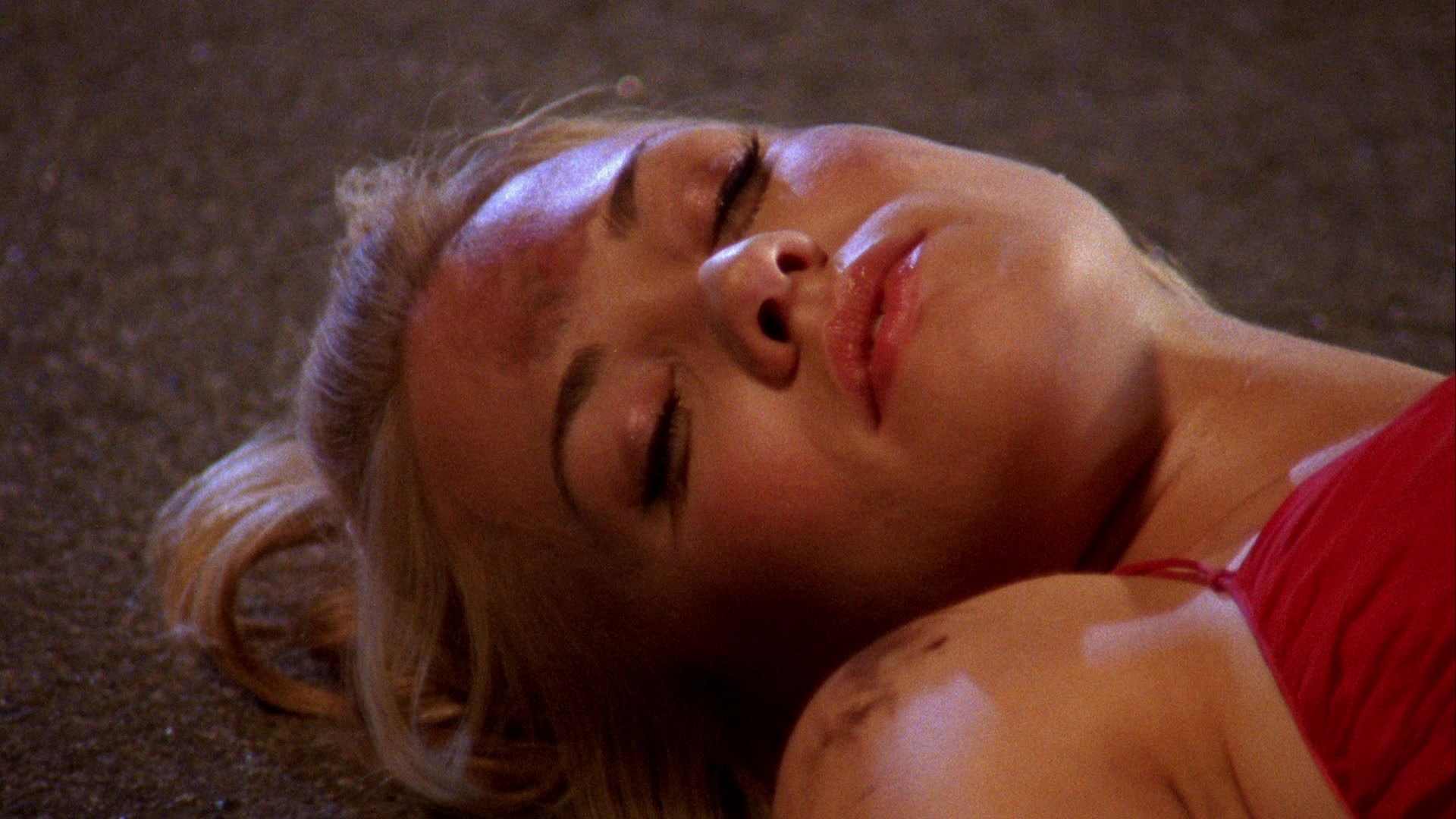 Chuck_2x03_ChuckVersustheBreak-Up_0195.jpg