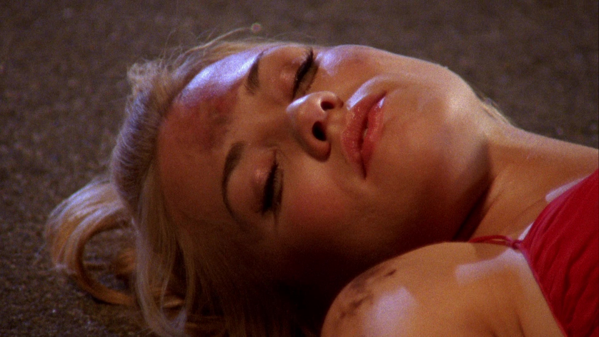 Chuck_2x03_ChuckVersustheBreak-Up_0196.jpg