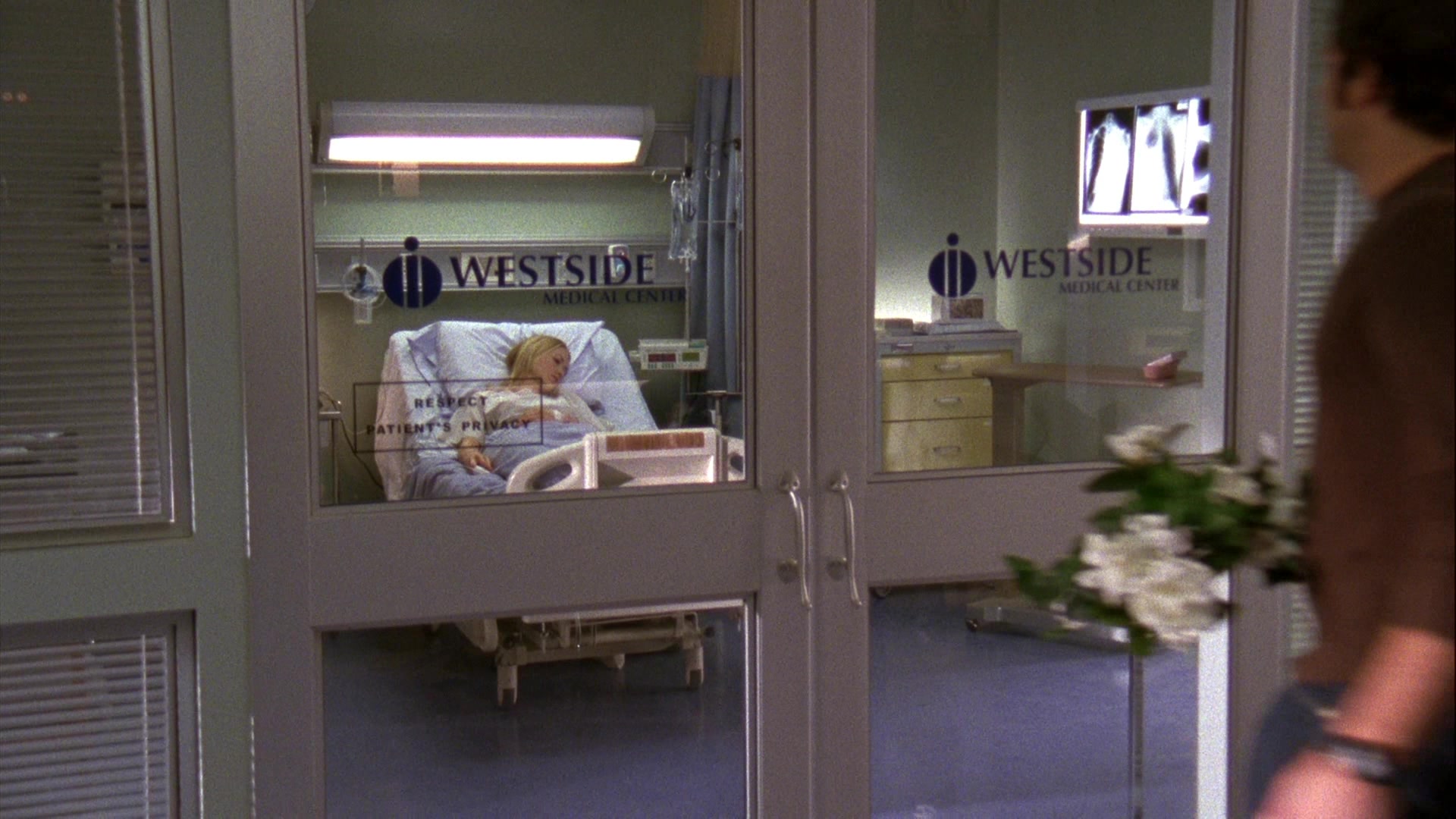 Chuck_2x03_ChuckVersustheBreak-Up_0197.jpg