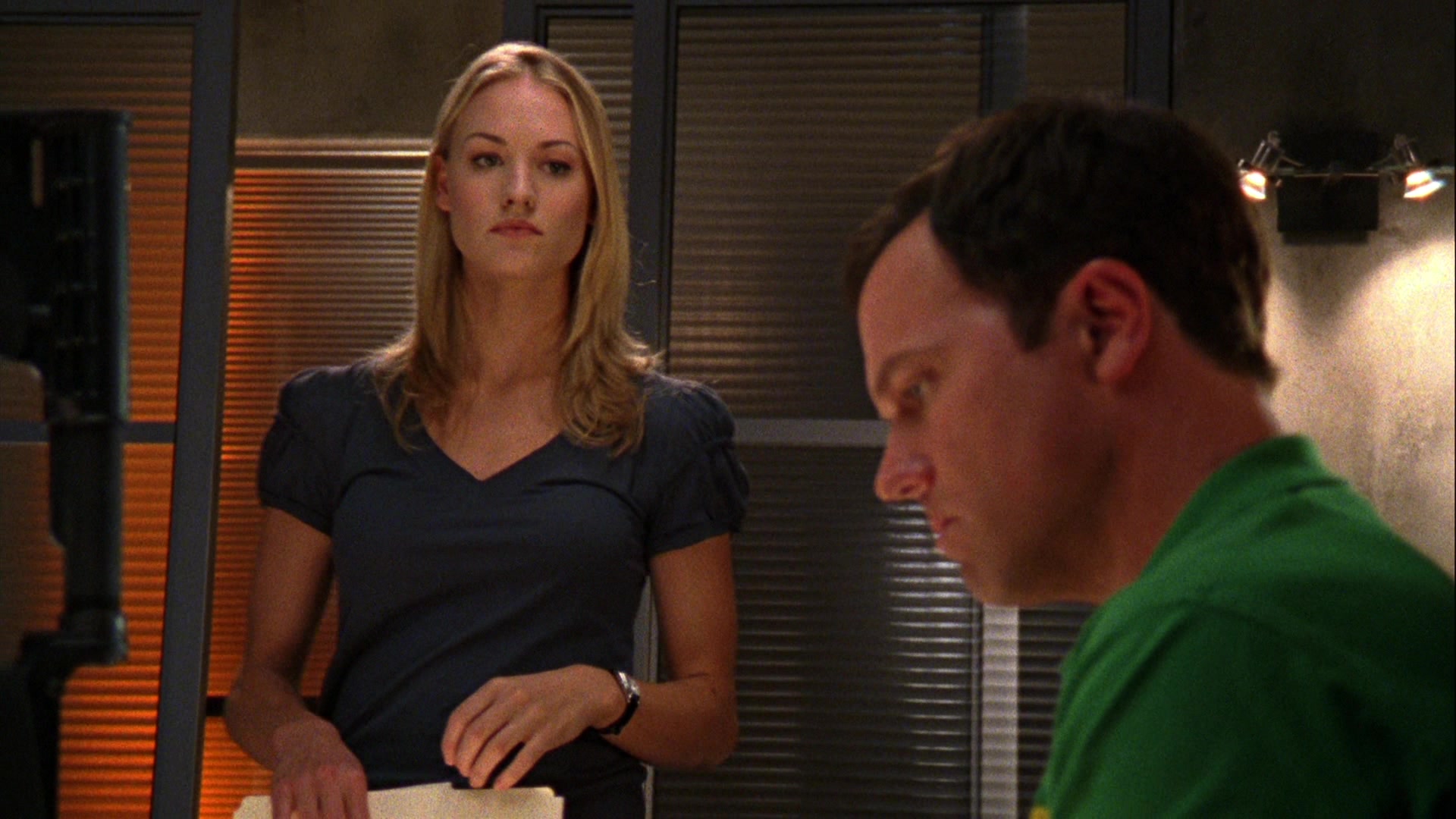 Chuck_2x03_ChuckVersustheBreak-Up_0280.jpg