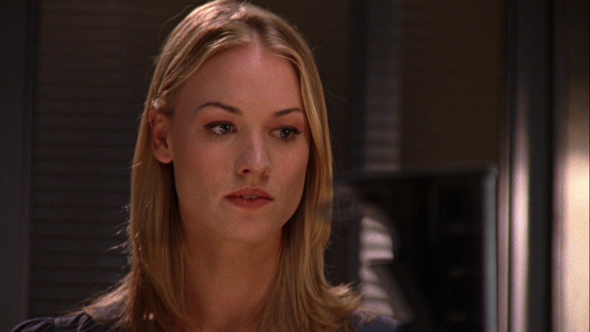 Chuck_2x03_ChuckVersustheBreak-Up_0289.jpg