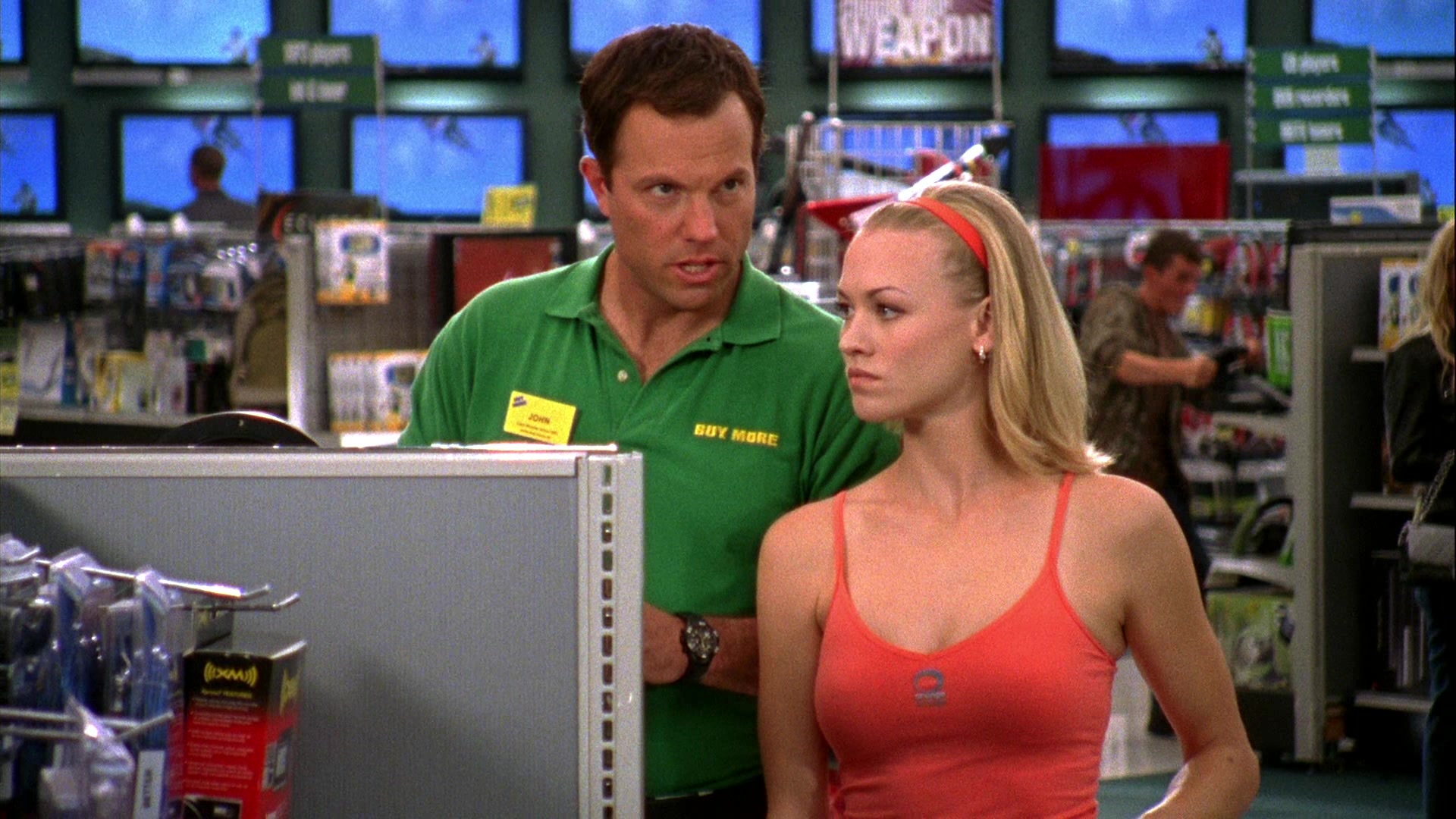 Chuck_2x04_ChuckVersustheCougars_0088.jpg