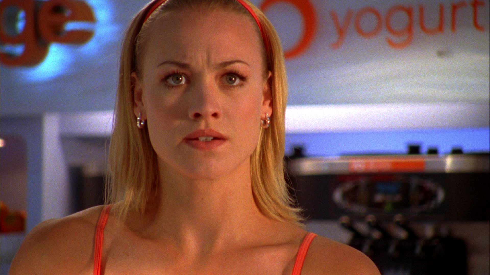 Chuck_2x04_ChuckVersustheCougars_0125.jpg