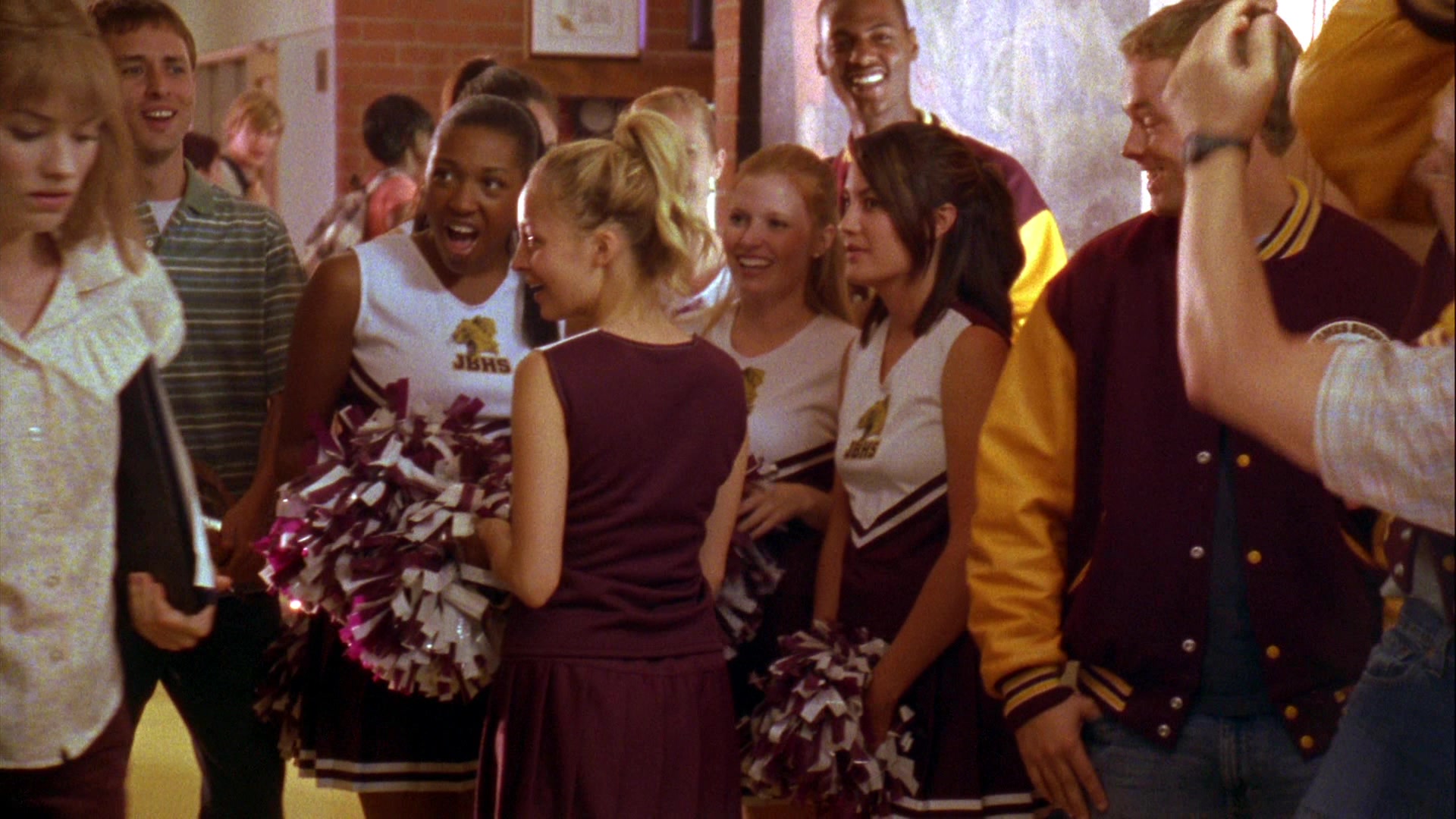 Chuck_2x04_ChuckVersustheCougars_0135.jpg Chuck_2x04_ChuckVersustheCougars_0135.jpg