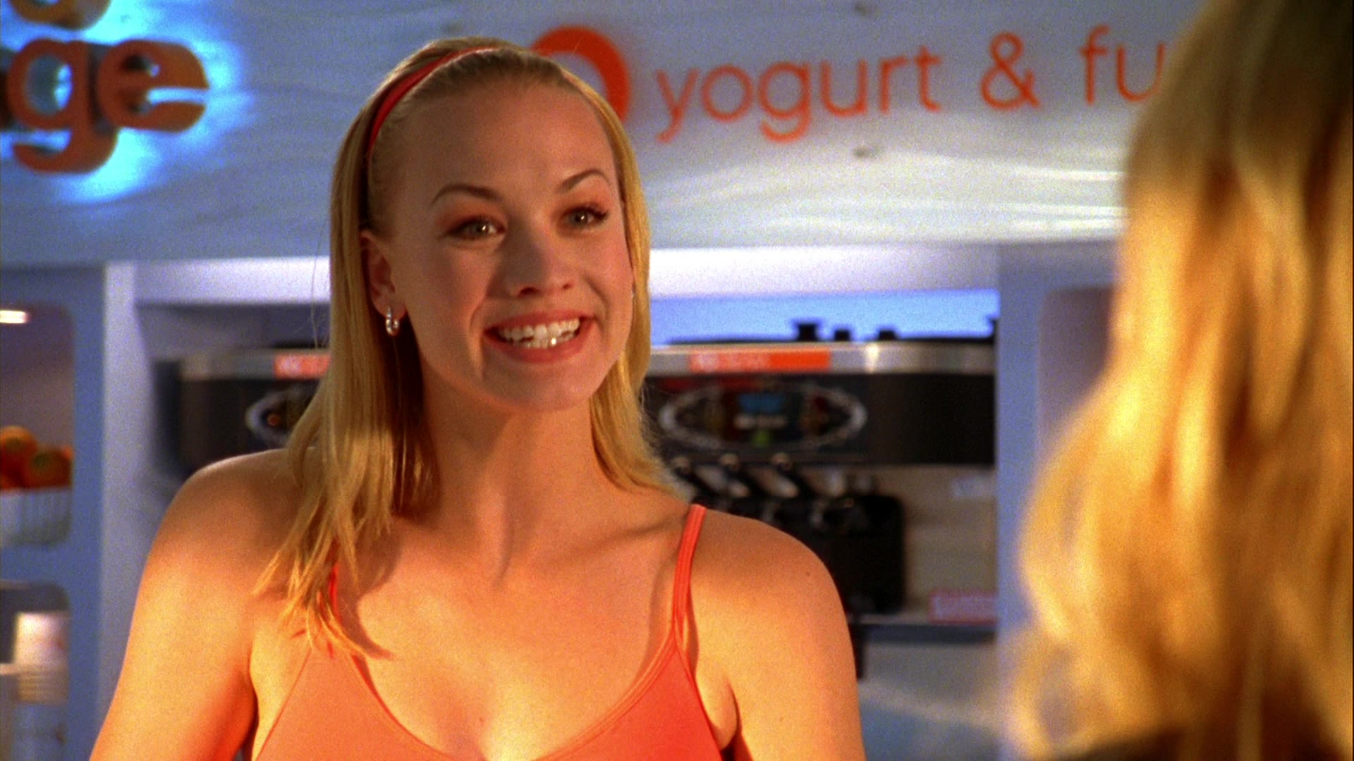 Chuck_2x04_ChuckVersustheCougars_0141.jpg
