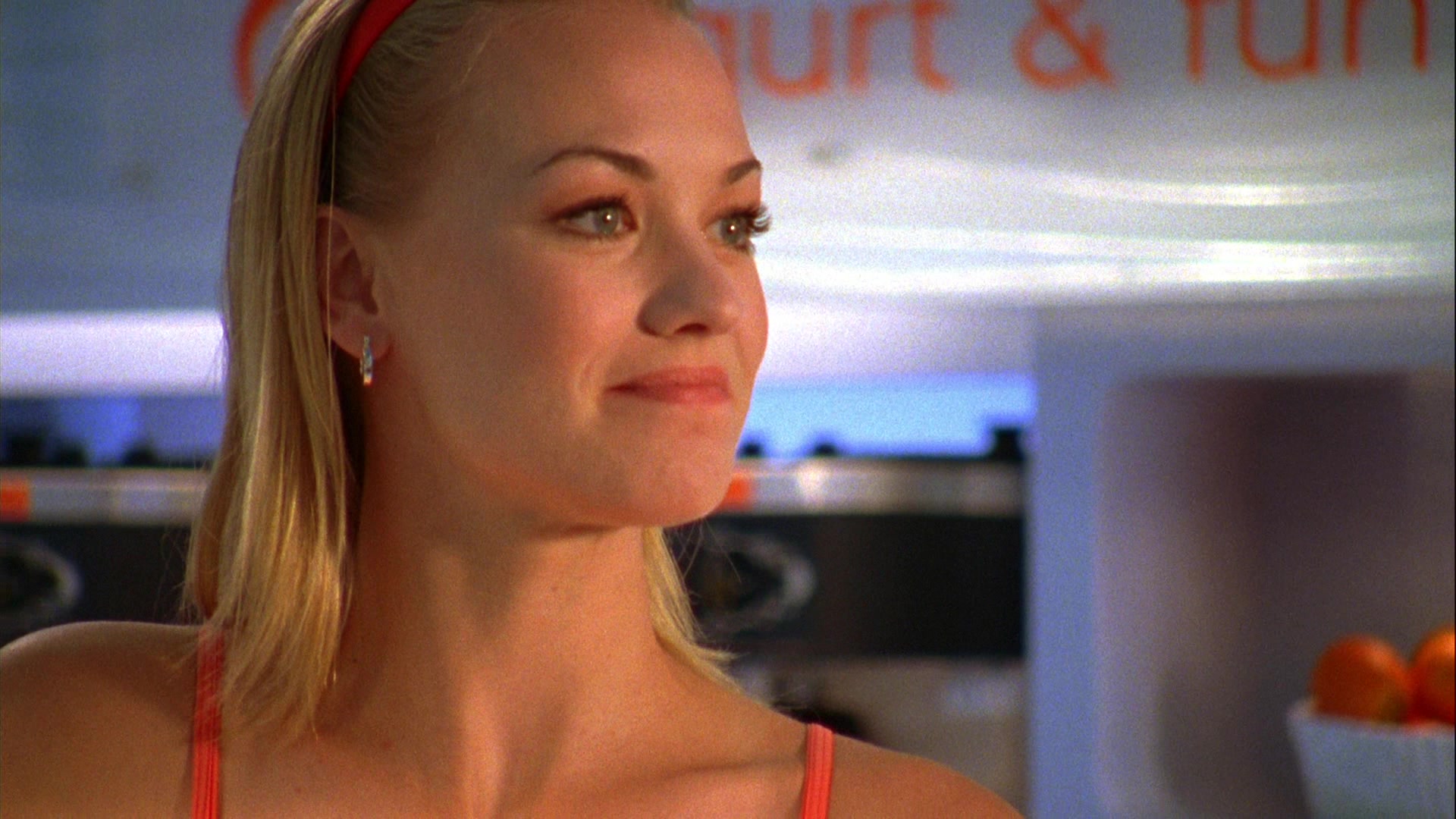 Chuck_2x04_ChuckVersustheCougars_0147.jpg