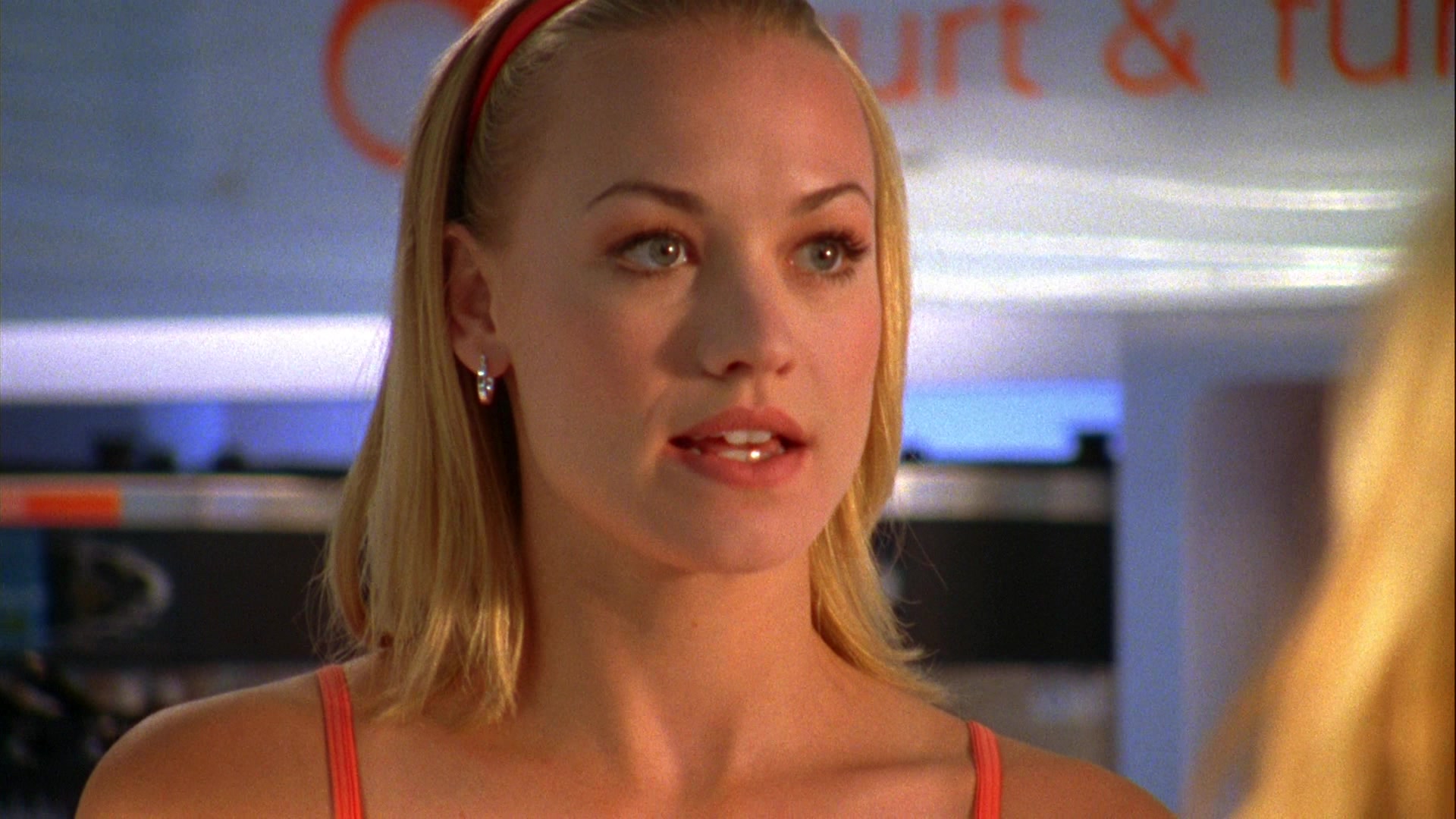 Chuck_2x04_ChuckVersustheCougars_0148.jpg Chuck_2x04_ChuckVersustheCougars_0148.jpg