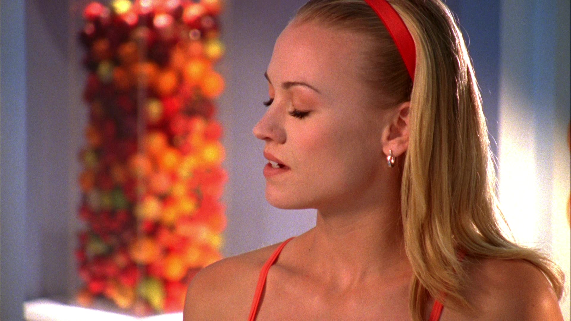 Chuck_2x04_ChuckVersustheCougars_0160.jpg