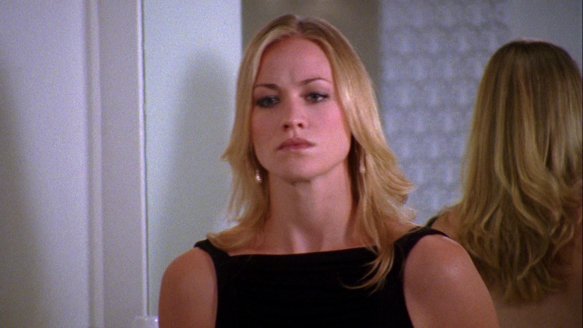 Chuck_2x04_ChuckVersustheCougars_0244.jpg Chuck_2x04_ChuckVersustheCougars_0244.jpg