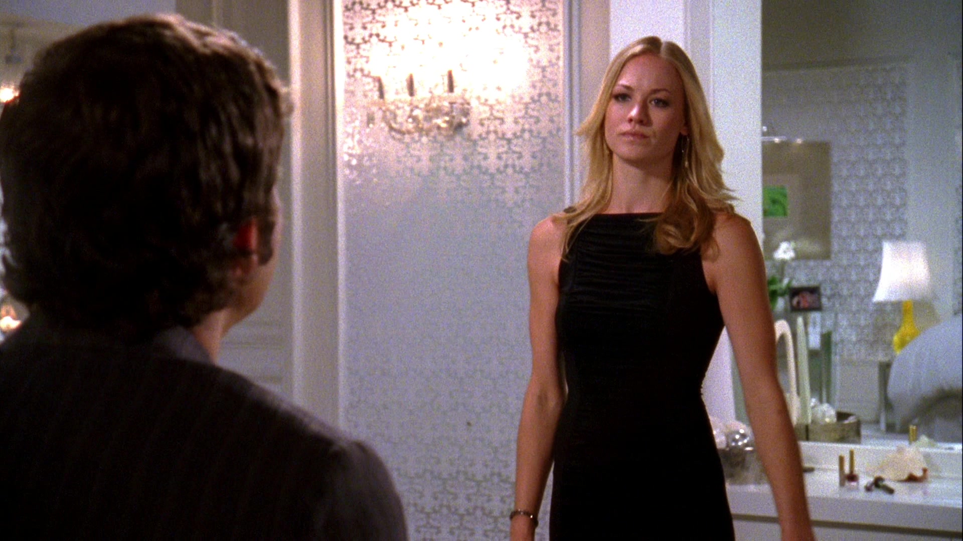 Chuck_2x04_ChuckVersustheCougars_0248.jpg
