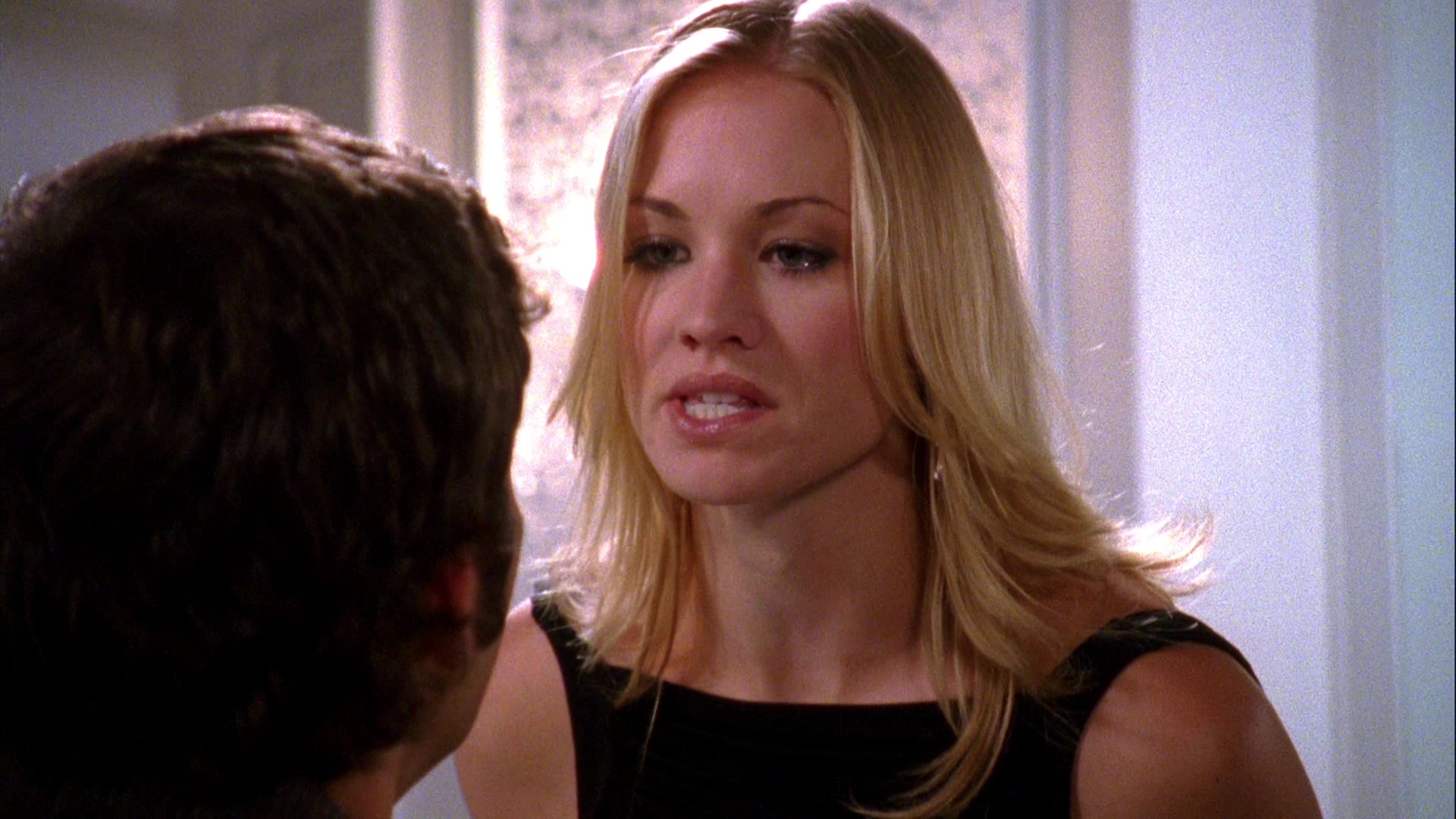 Chuck_2x04_ChuckVersustheCougars_0259.jpg
