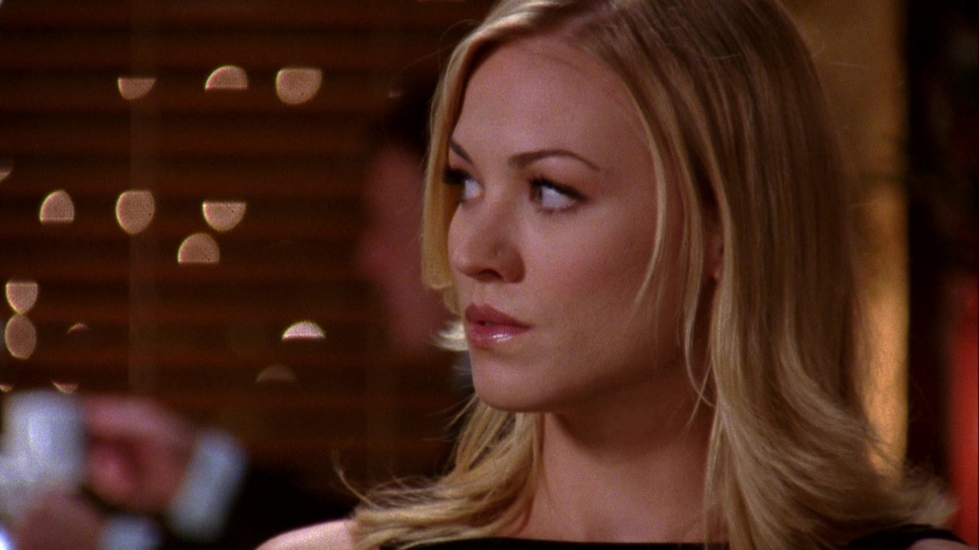 Chuck_2x04_ChuckVersustheCougars_0277.jpg