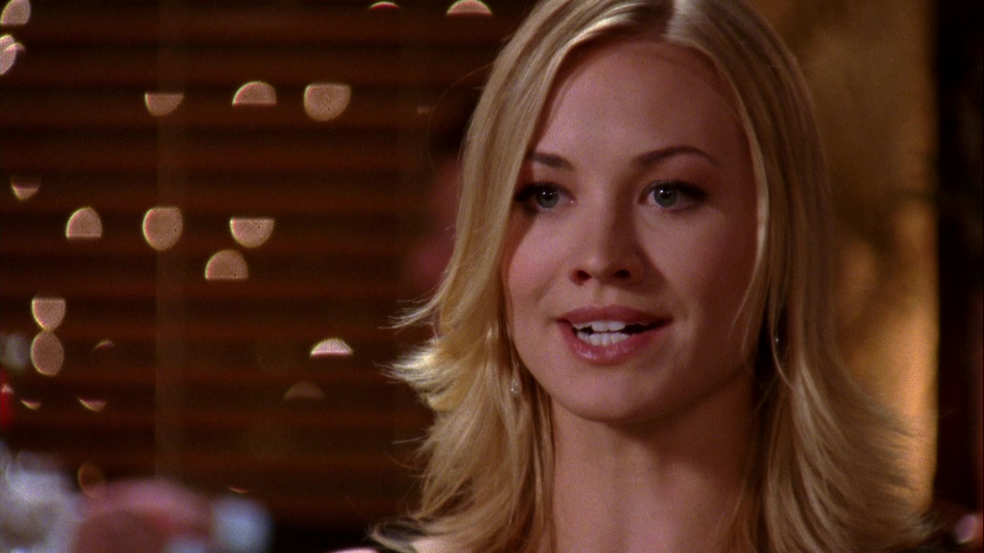 Chuck_2x04_ChuckVersustheCougars_0285.jpg Chuck_2x04_ChuckVersustheCougars_0285.jpg