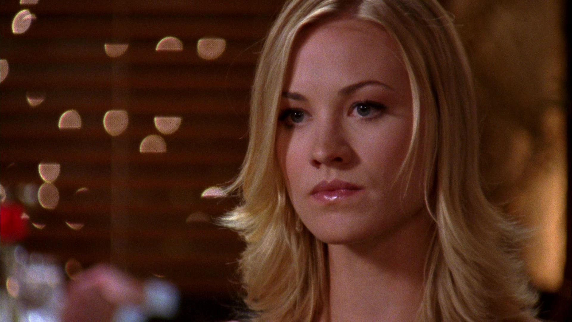 Chuck_2x04_ChuckVersustheCougars_0289.jpg