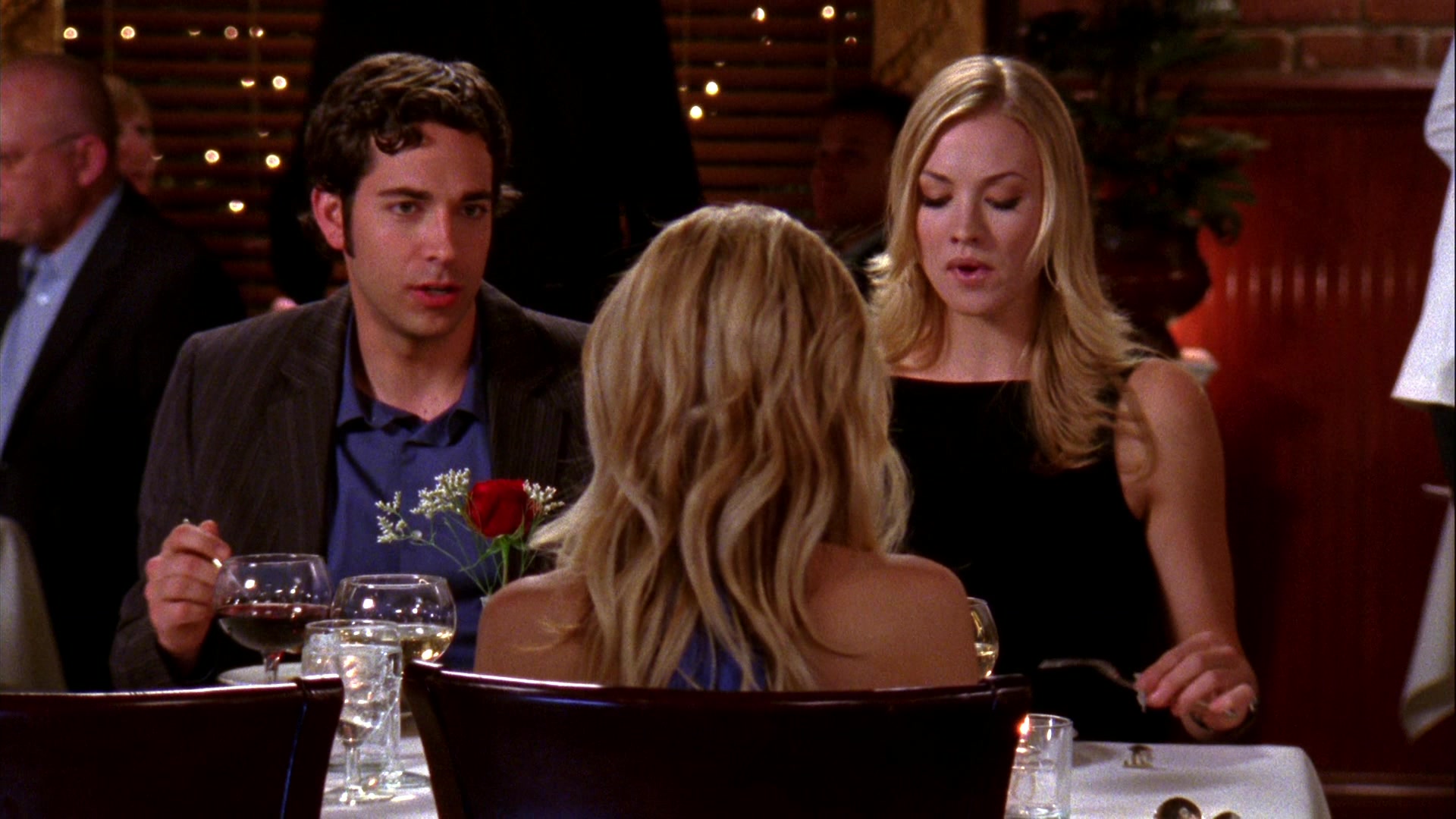 Chuck_2x04_ChuckVersustheCougars_0294.jpg