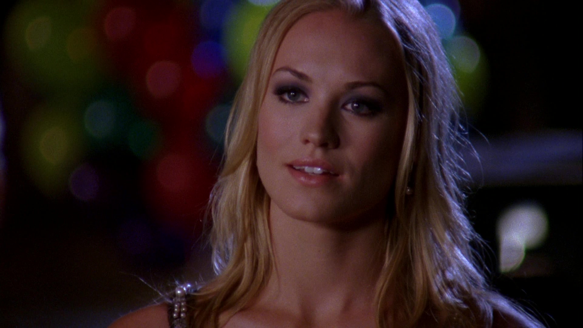 Chuck_2x04_ChuckVersustheCougars_0498.jpg