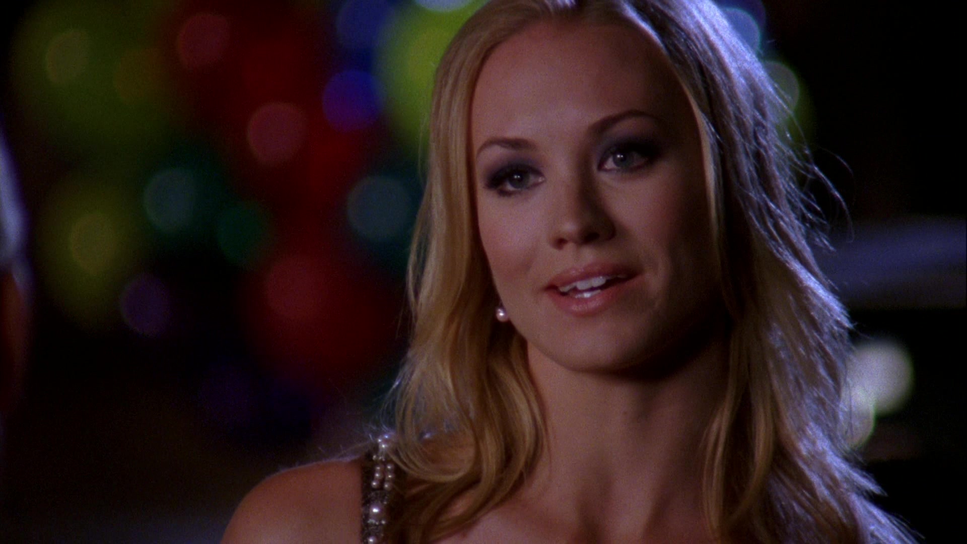 Chuck_2x04_ChuckVersustheCougars_0500.jpg Chuck_2x04_ChuckVersustheCougars_0500.jpg