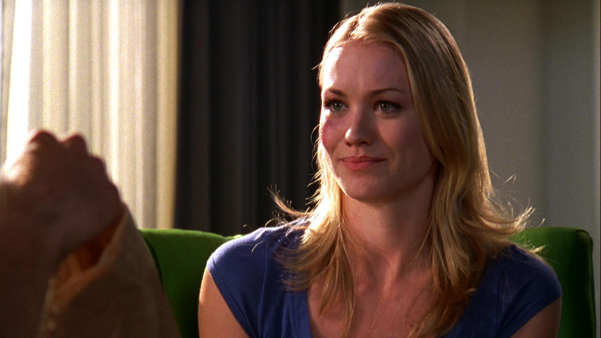 Chuck_2x04_ChuckVersustheCougars_0607.jpg