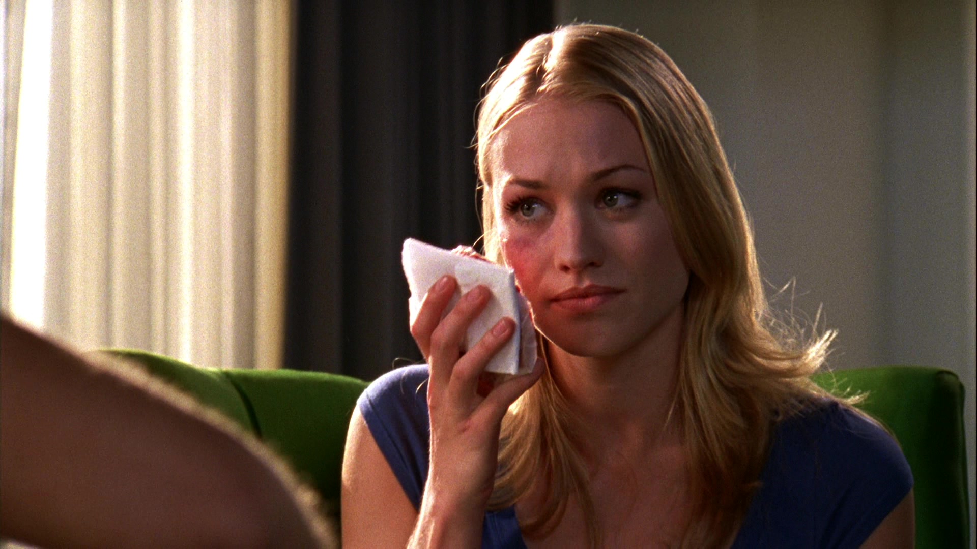 Chuck_2x04_ChuckVersustheCougars_0609.jpg