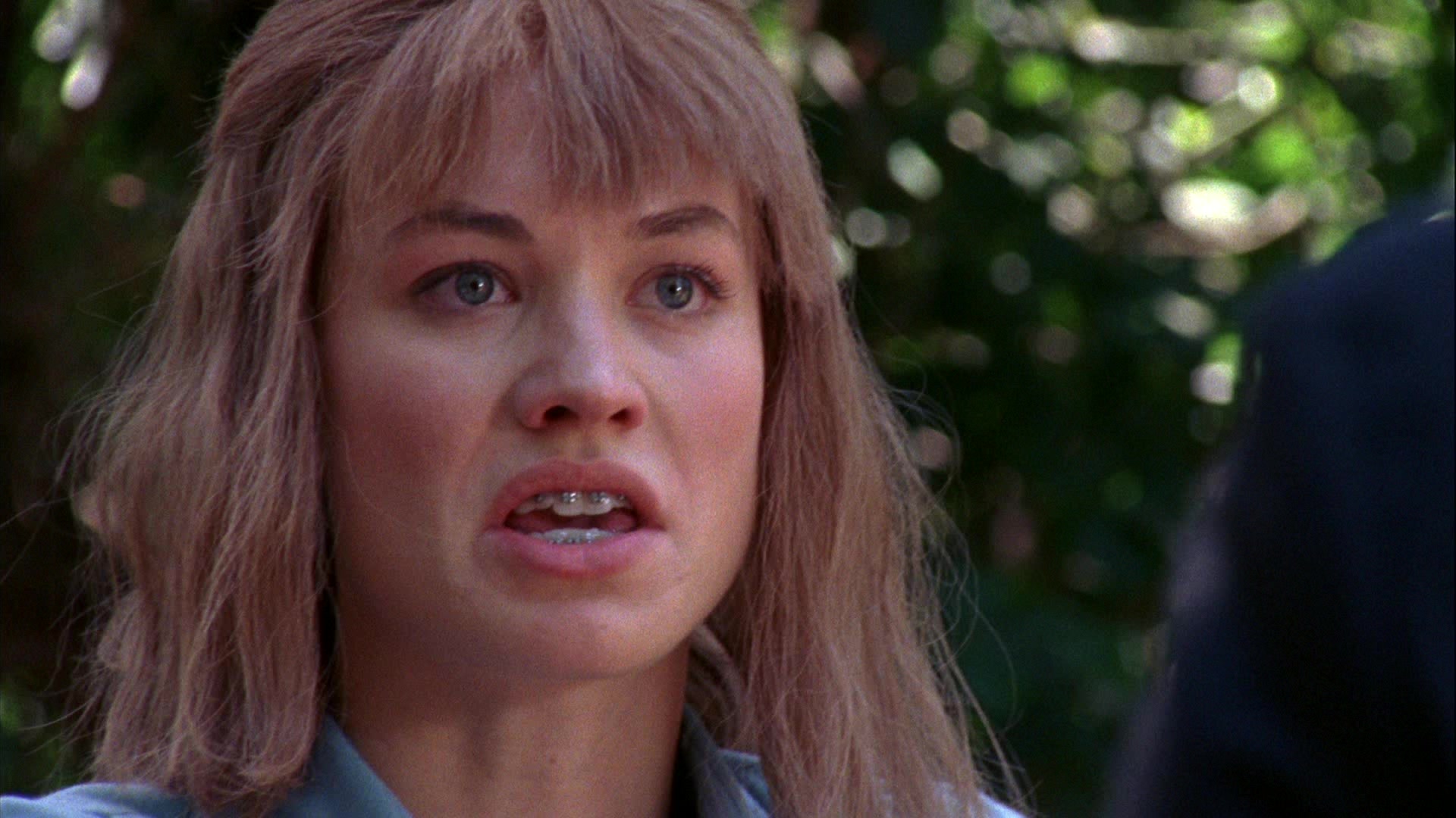 Chuck_2x04_ChuckVersustheCougars_0646.jpg