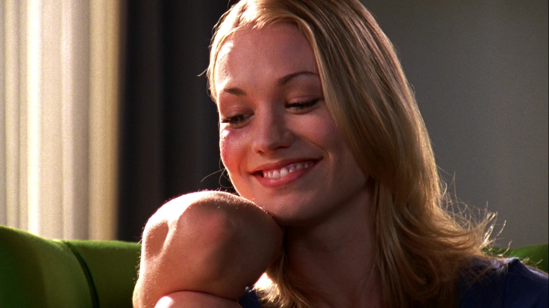 Chuck_2x04_ChuckVersustheCougars_0682.jpg