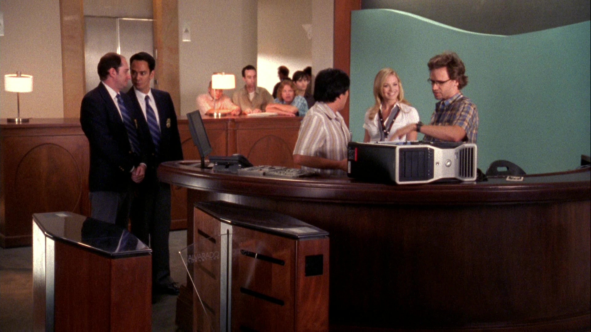 Chuck_2x05_ChuckVersusTomSawyer_0148.jpg