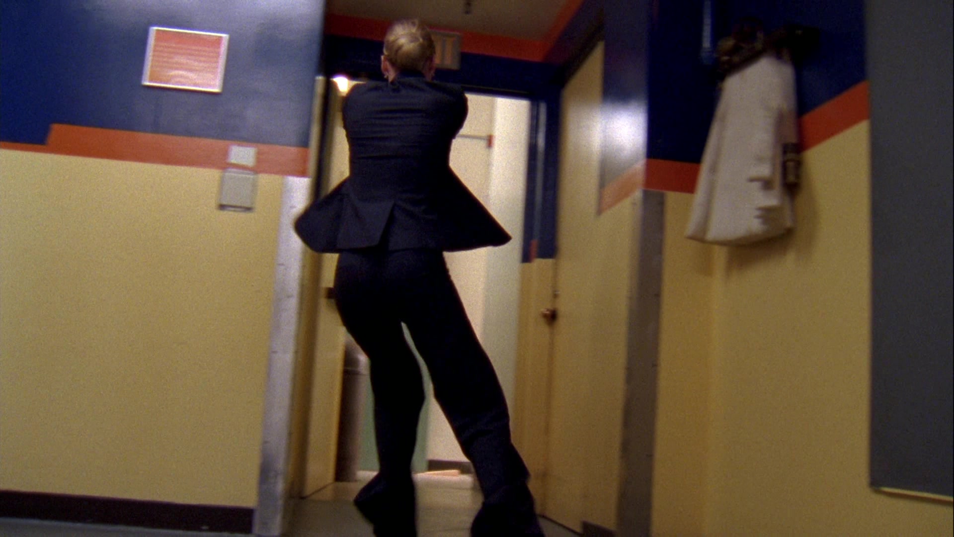 Chuck_2x06_ChuckVersustheEx_0192.jpg