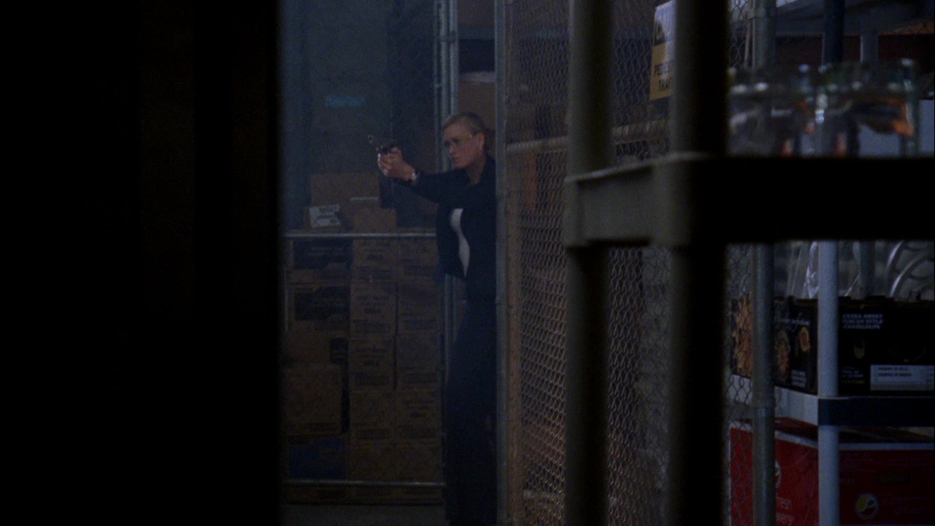Chuck_2x06_ChuckVersustheEx_0195.jpg