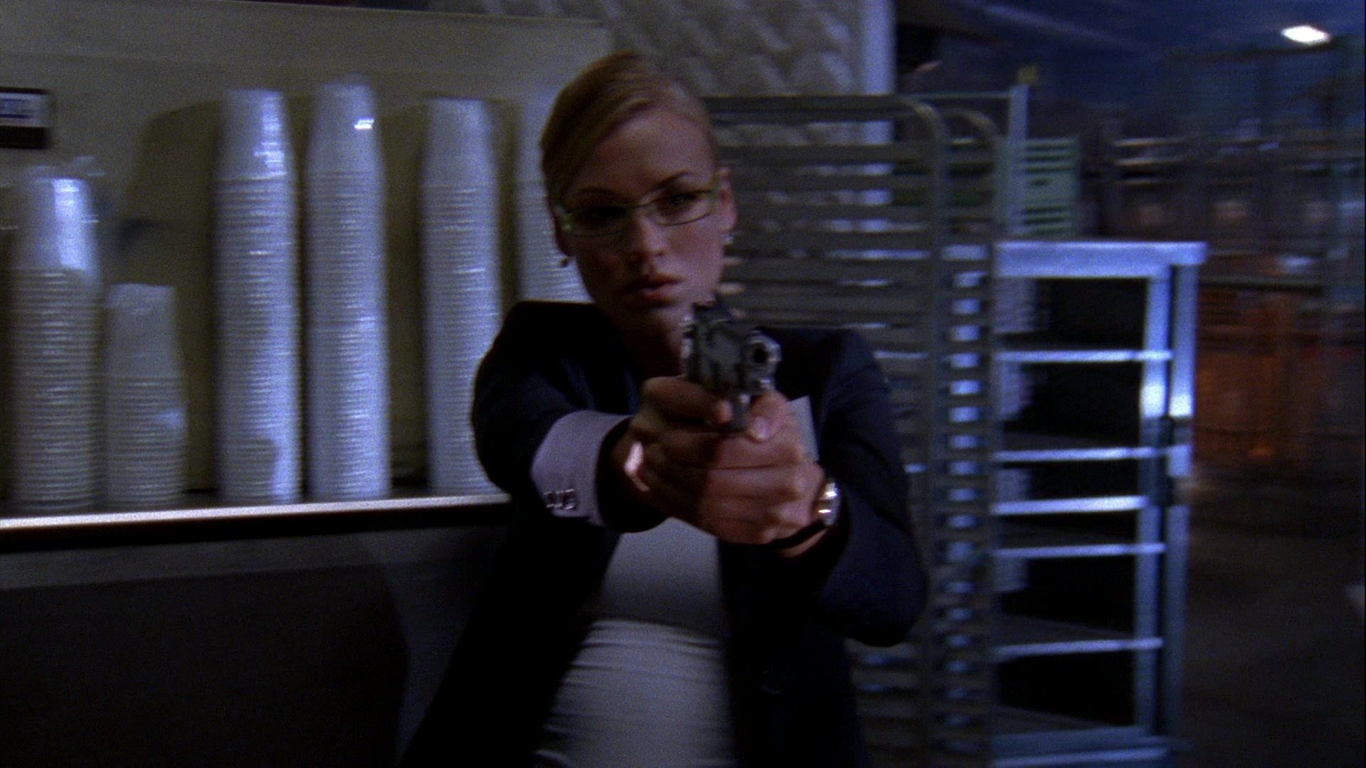 Chuck_2x06_ChuckVersustheEx_0199.jpg
