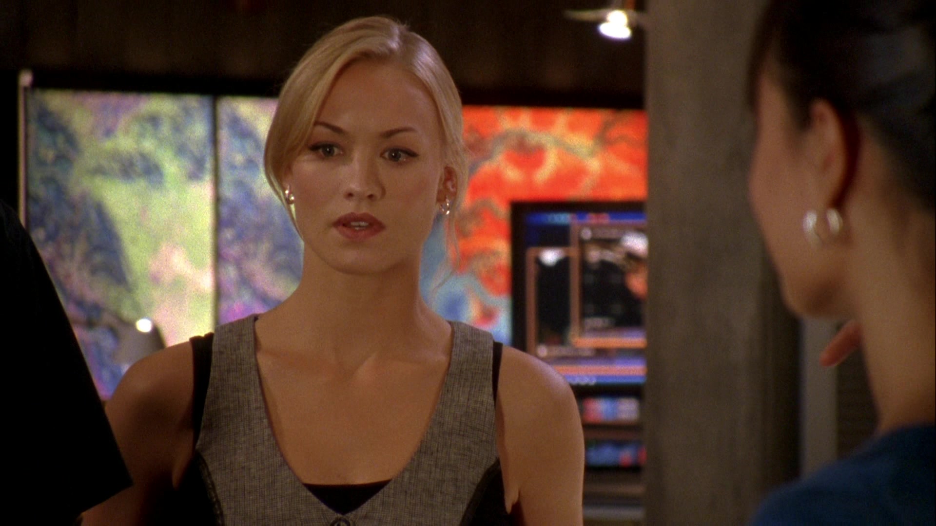 Chuck_2x07ChuckVersustheFatLady_0162.jpg