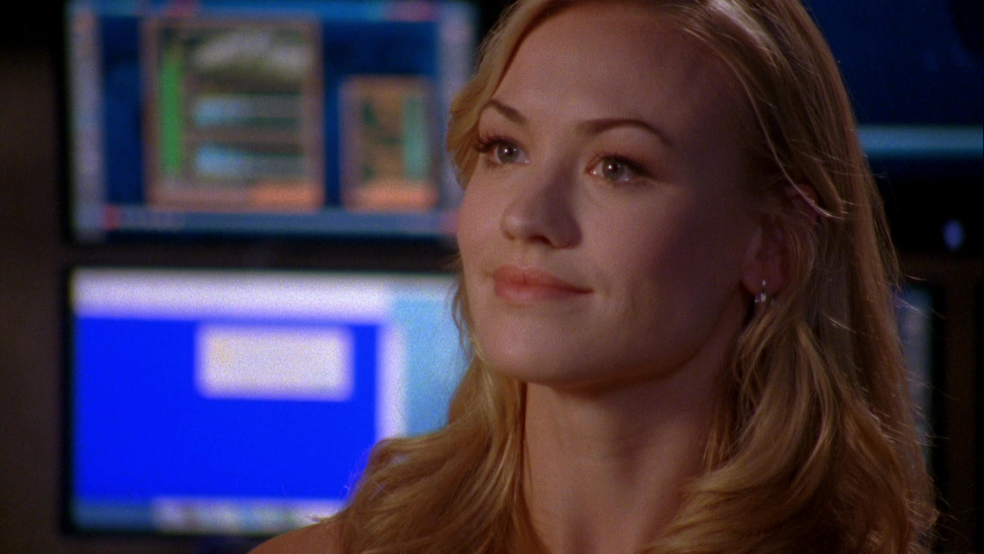 Chuck_2x08_ChuckVersustheGravitron_0096.jpg