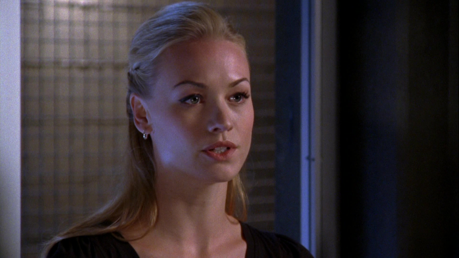 Chuck_2x08_ChuckVersustheGravitron_0122.jpg