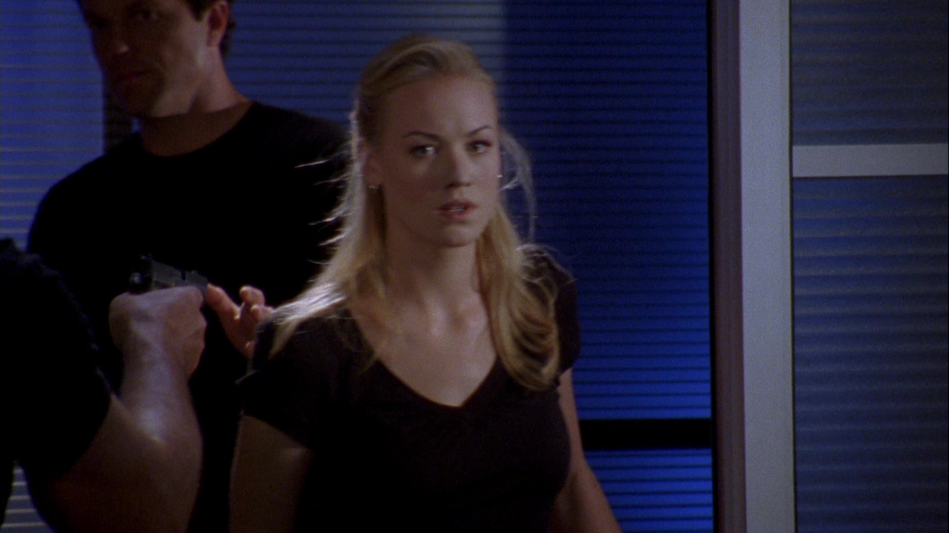 Chuck_2x08_ChuckVersustheGravitron_0159.jpg