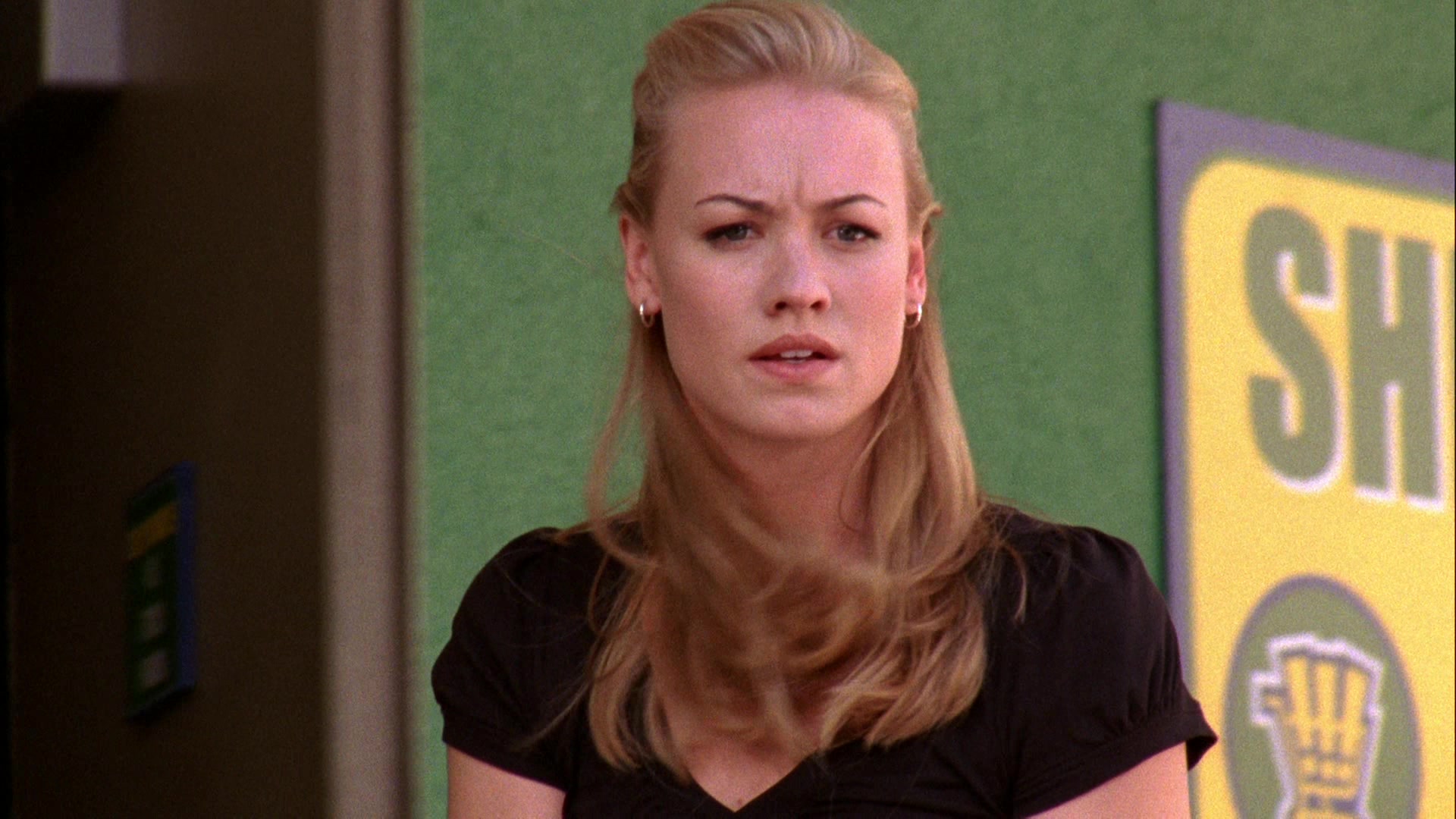 Chuck_2x08_ChuckVersustheGravitron_0201.jpg