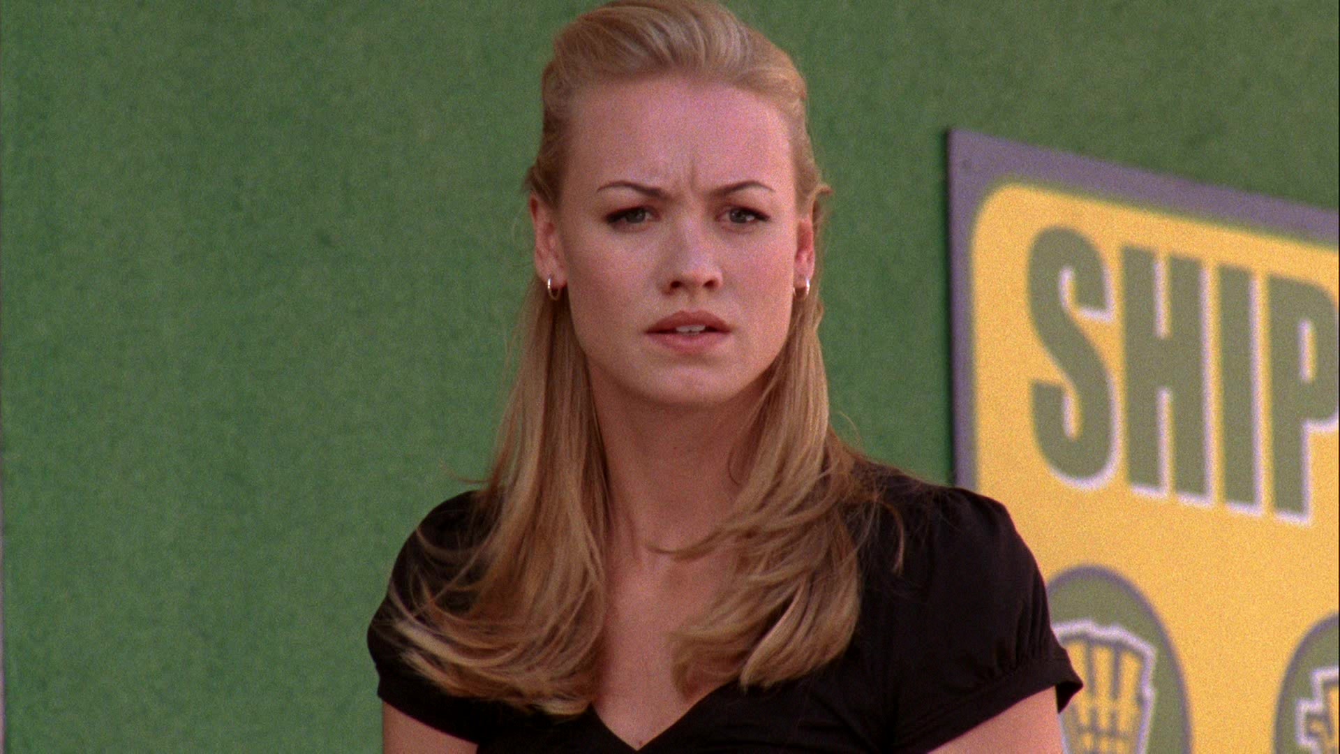Chuck_2x08_ChuckVersustheGravitron_0206.jpg