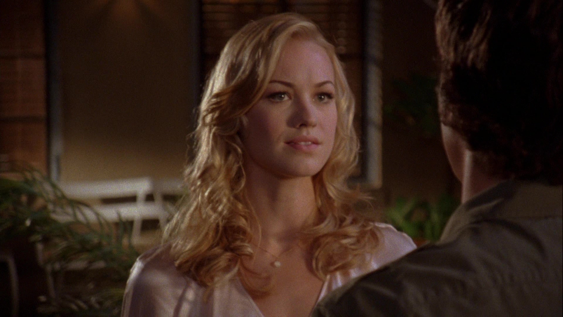 Chuck_2x08_ChuckVersustheGravitron_0218.jpg
