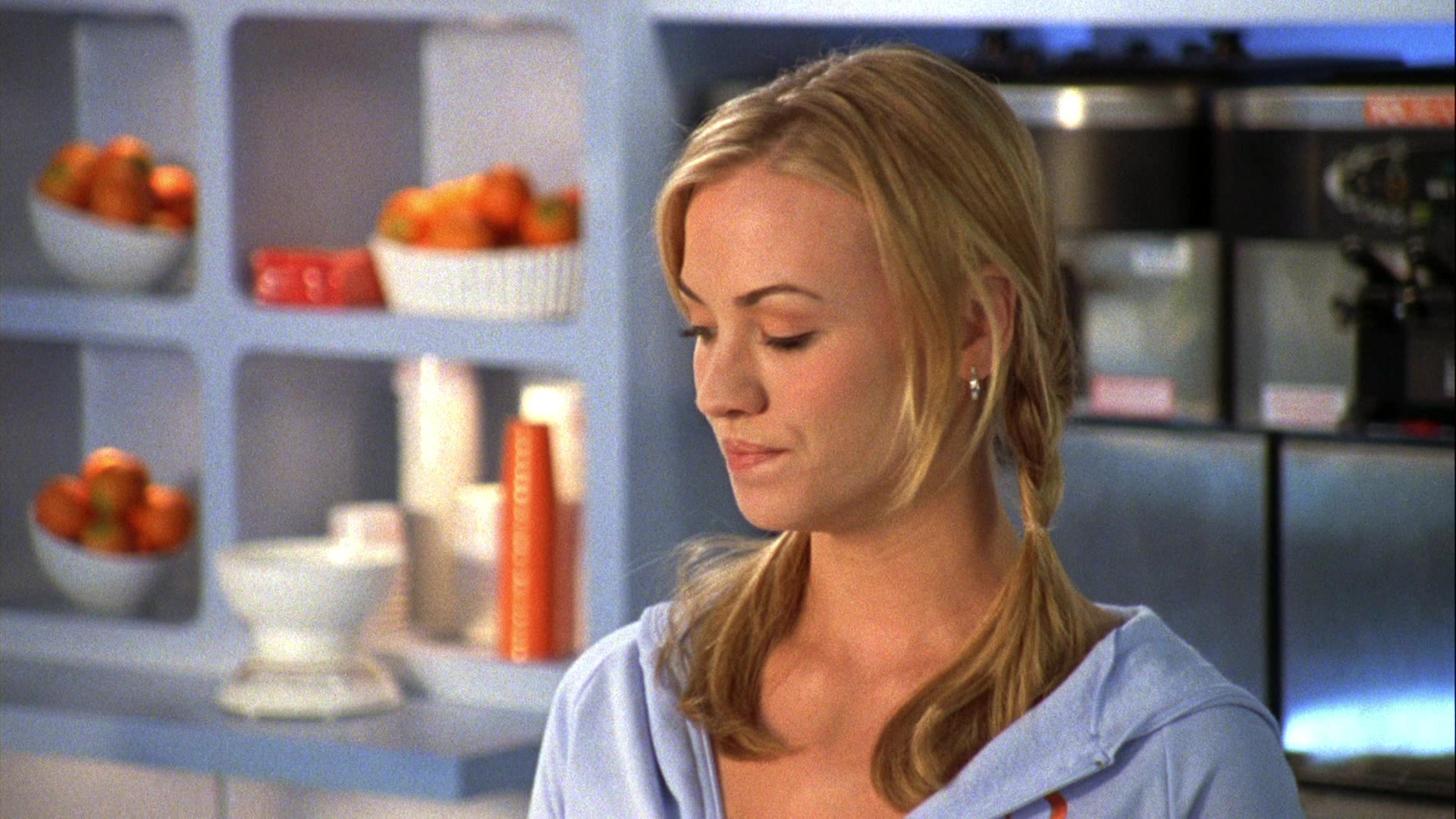 Chuck_2x10_ChuckVersustheDeLorean_0004.jpg