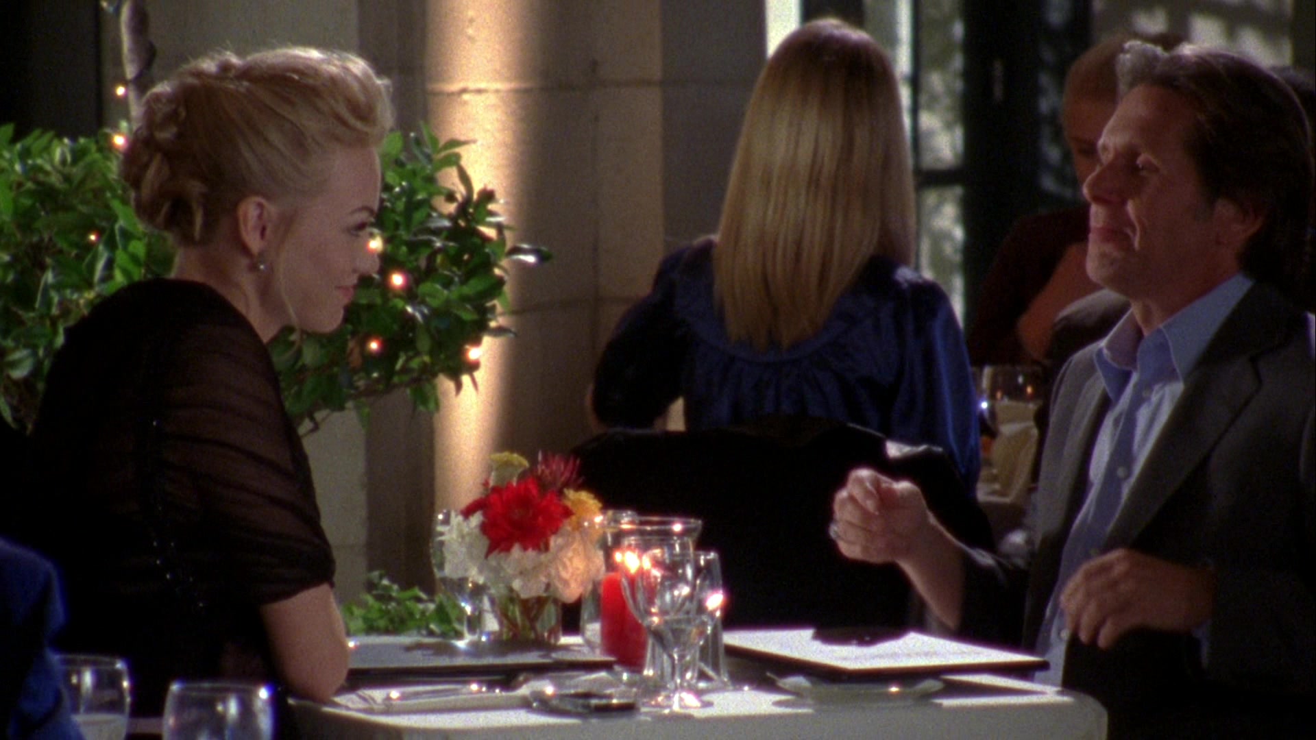 Chuck_2x10_ChuckVersustheDeLorean_0031.jpg