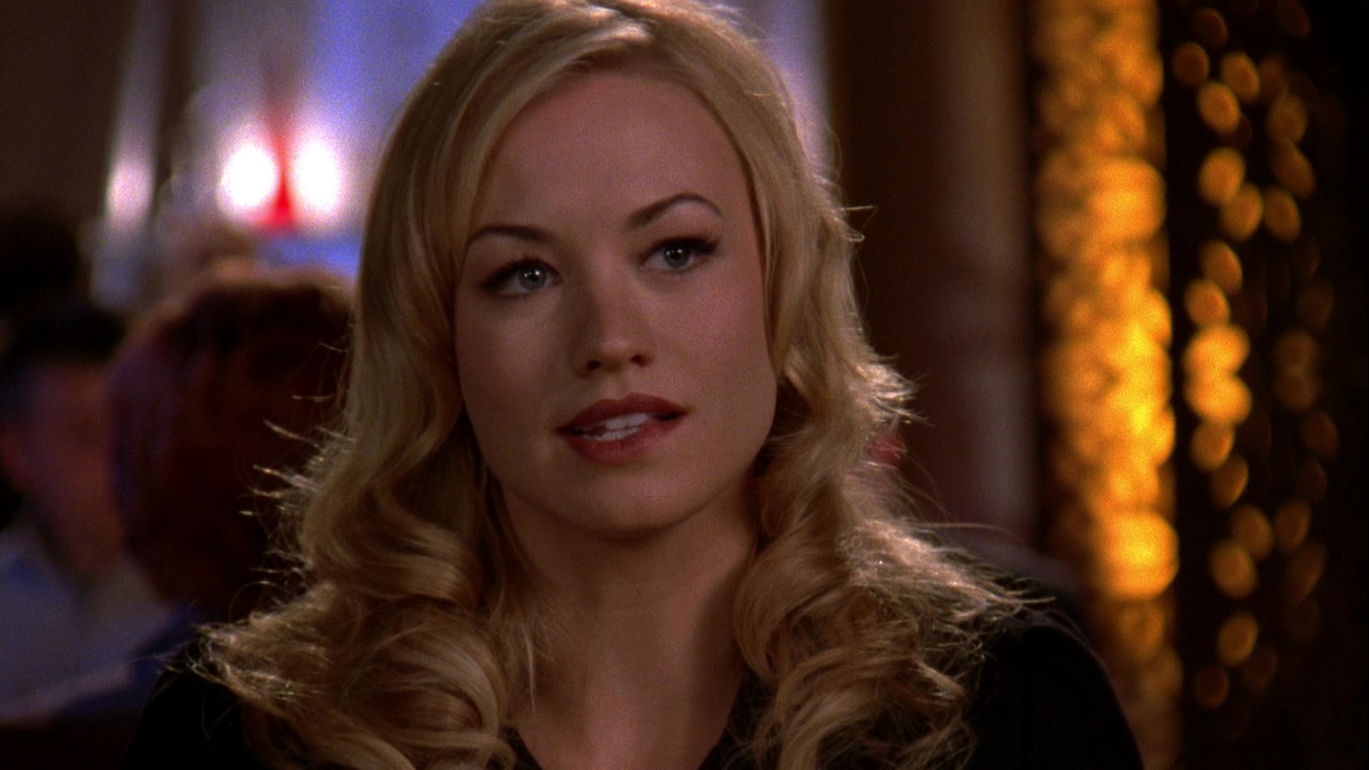 Chuck_2x10_ChuckVersustheDeLorean_0178.jpg